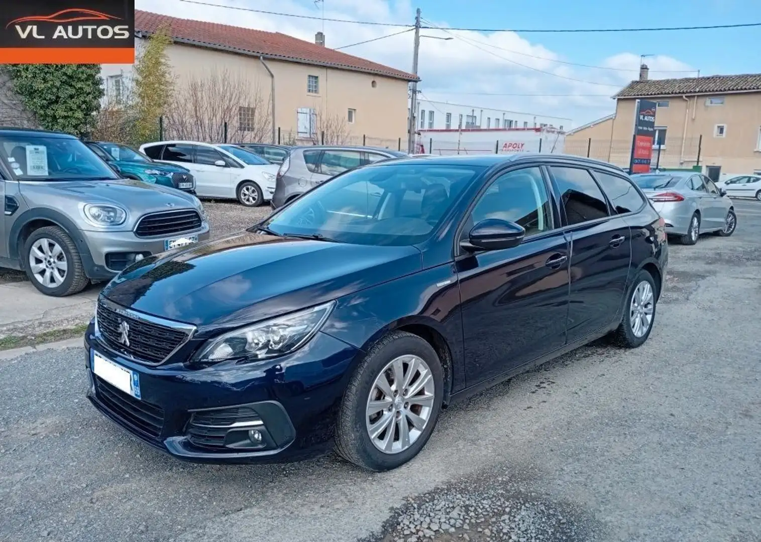 Peugeot 308 1.2 l 130 cv Année 2018 Crit'Air 1 Bleu - 2