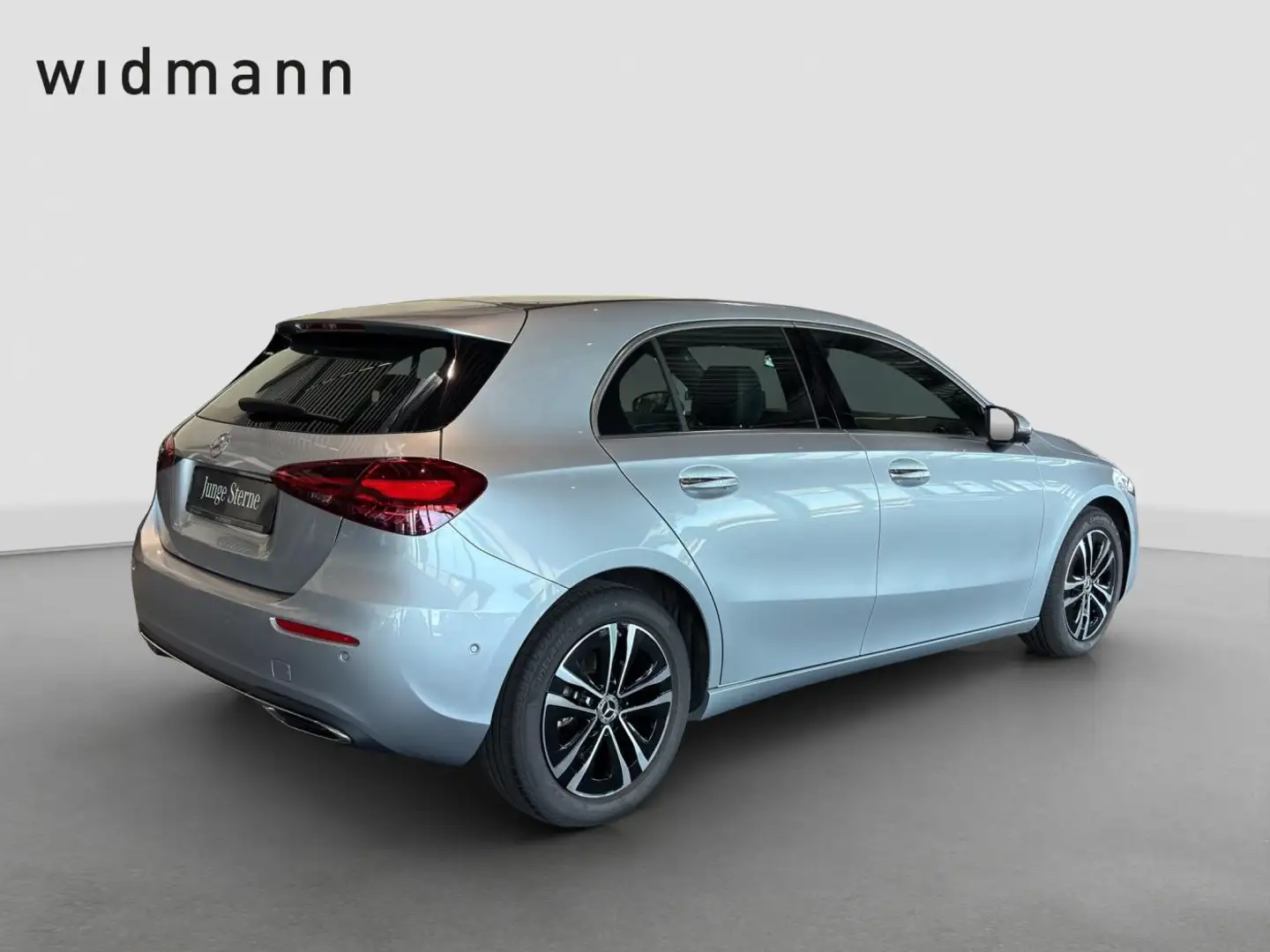 Mercedes-Benz A 180 **Progressive*PDC*360°*Tempomat*DAB*SHZ** Silber - 2