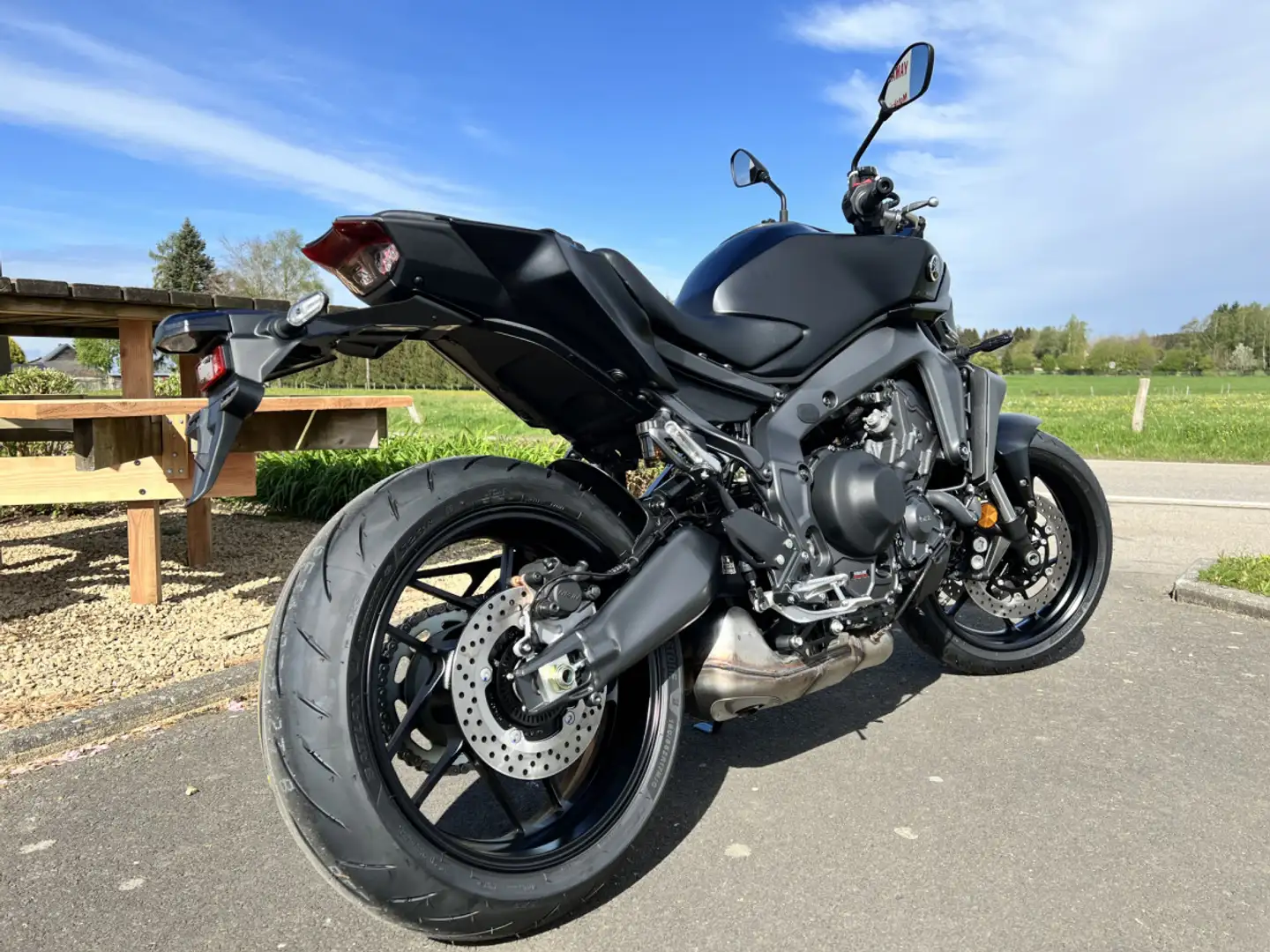 Yamaha MT-09 Noir - 2