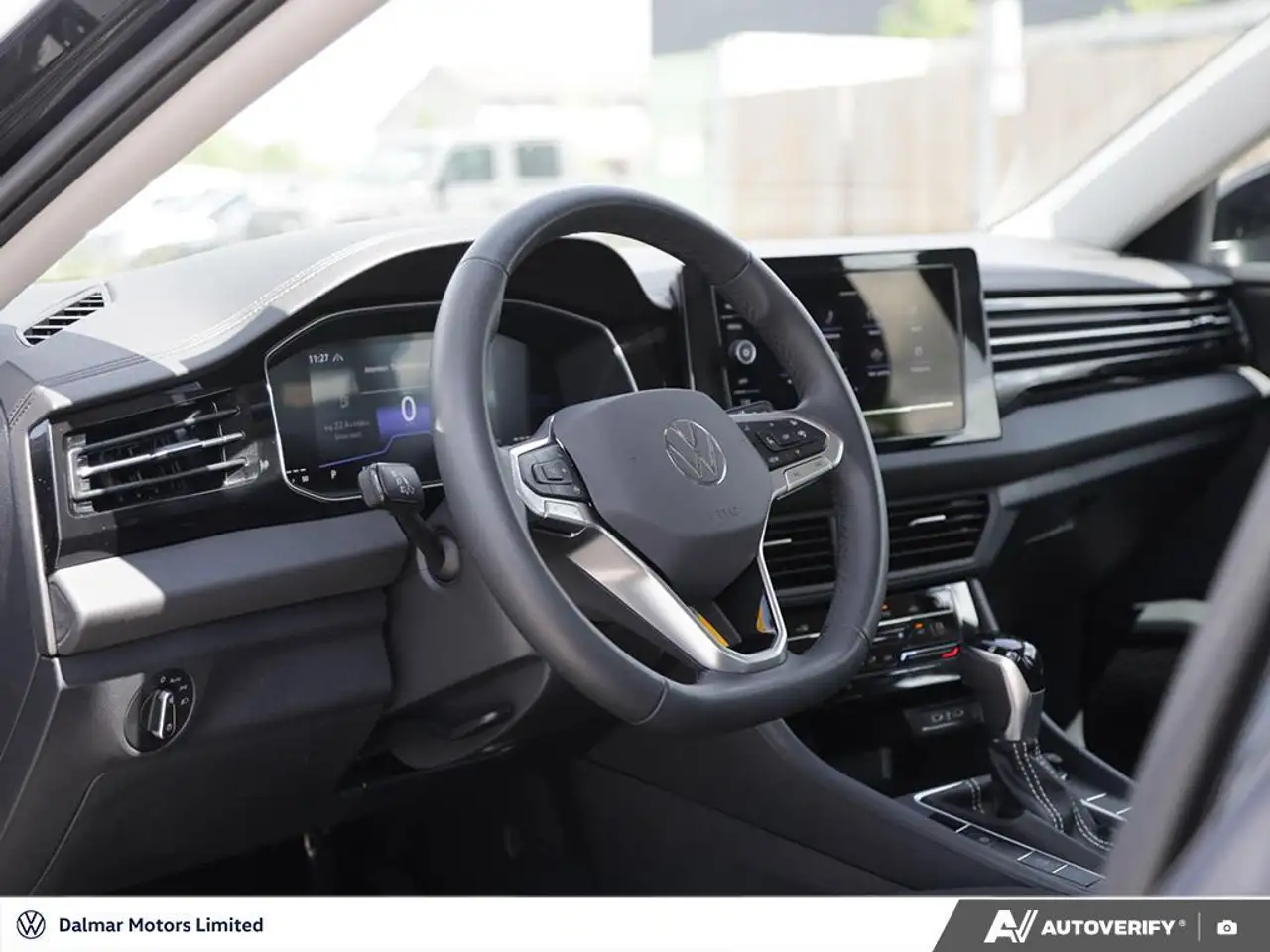 Volkswagen Jetta снимка Volkswagen Jetta