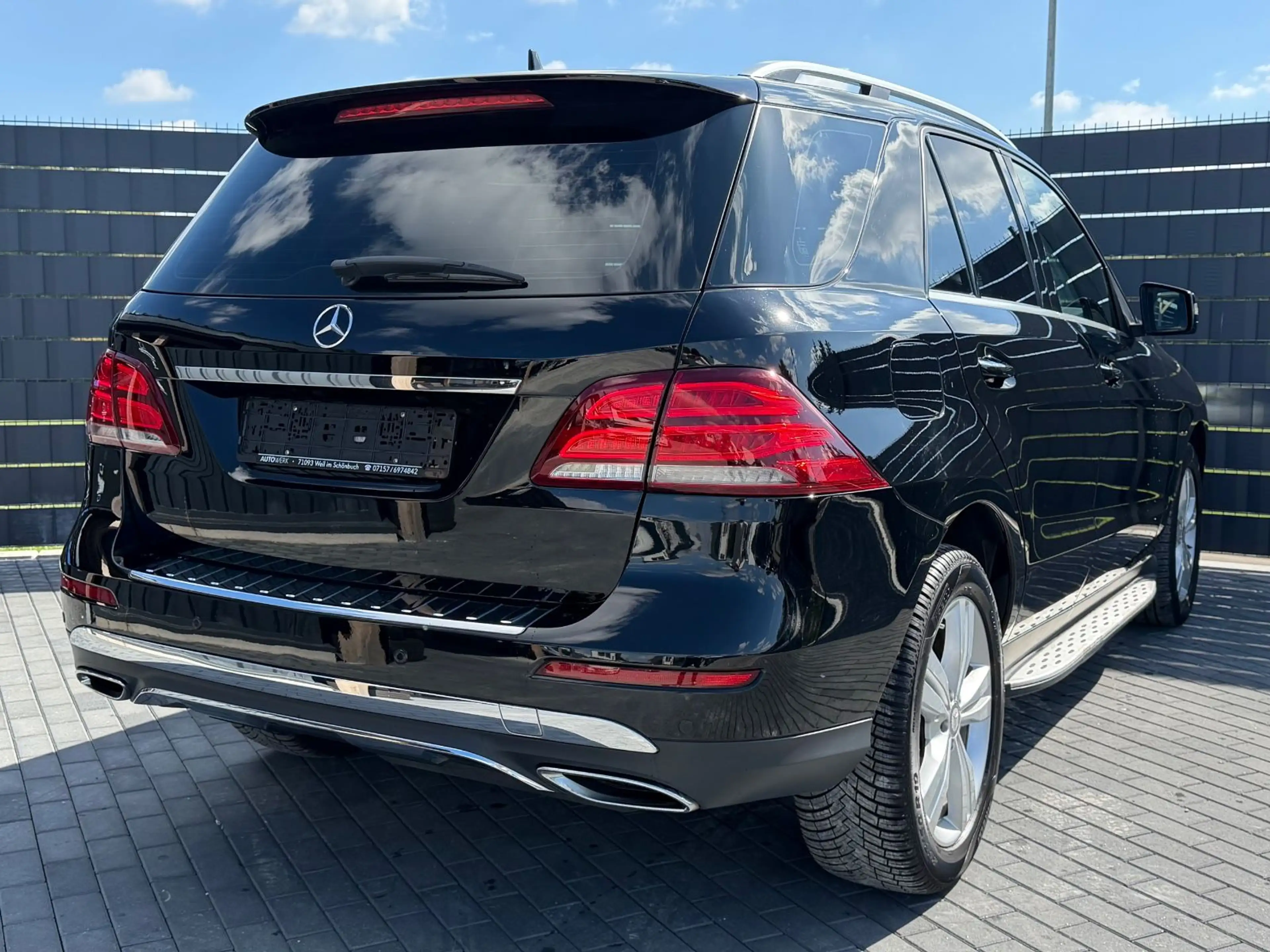 Mercedes-Benz GLE 250 d*9G-TRONIC*PDC*SHZ*LEDER*KEYLESS*LED* — photo 5