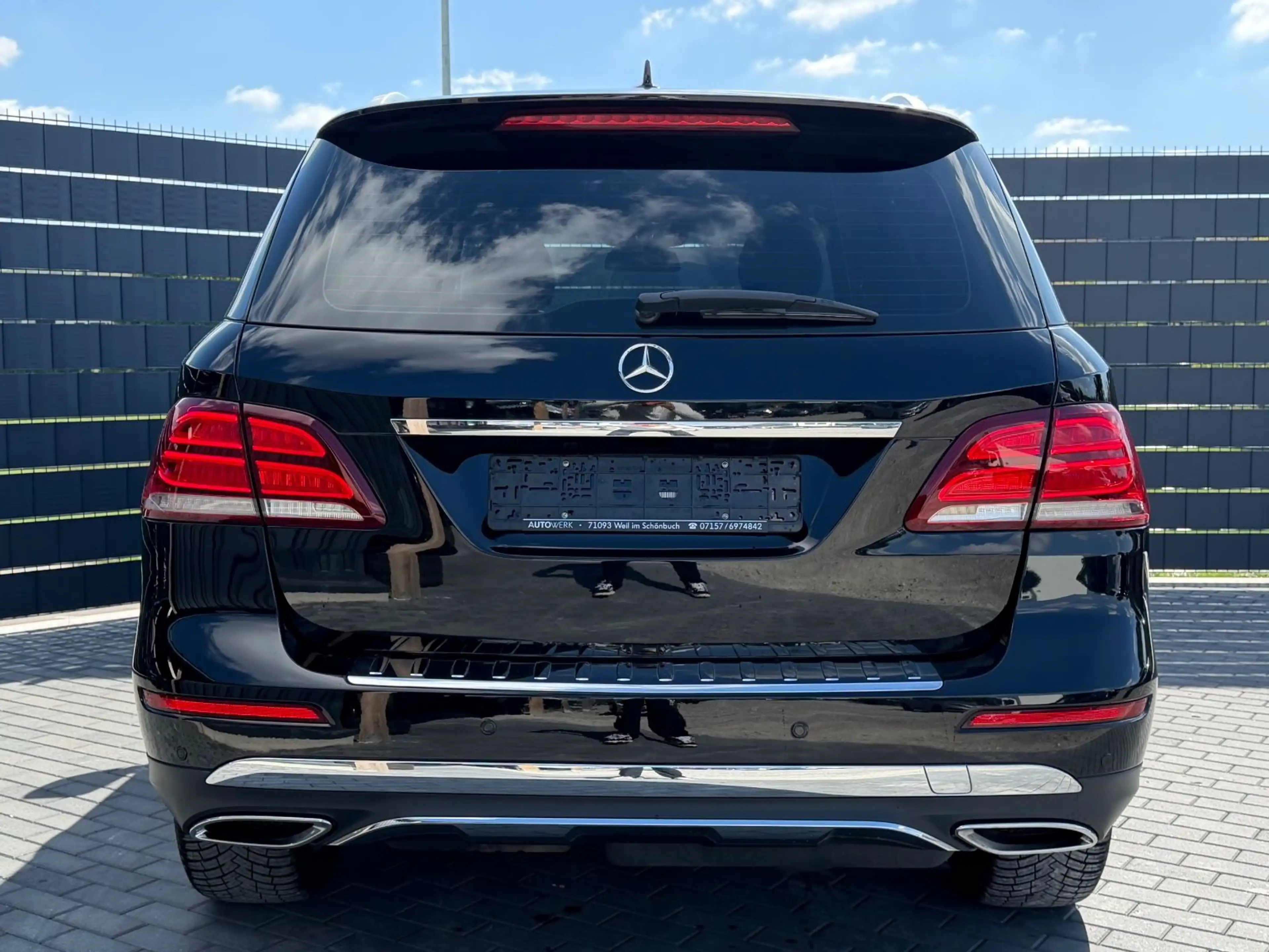 Mercedes-Benz GLE 250 d*9G-TRONIC*PDC*SHZ*LEDER*KEYLESS*LED* — photo 6