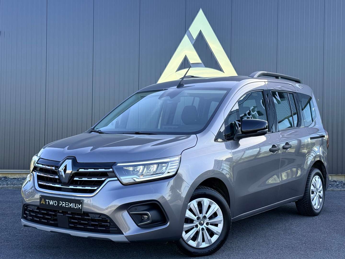 Renault Kangoo nuo 304 €/ mėn Dyzelinas 2022m. Mikroautobusas Mechaninė
