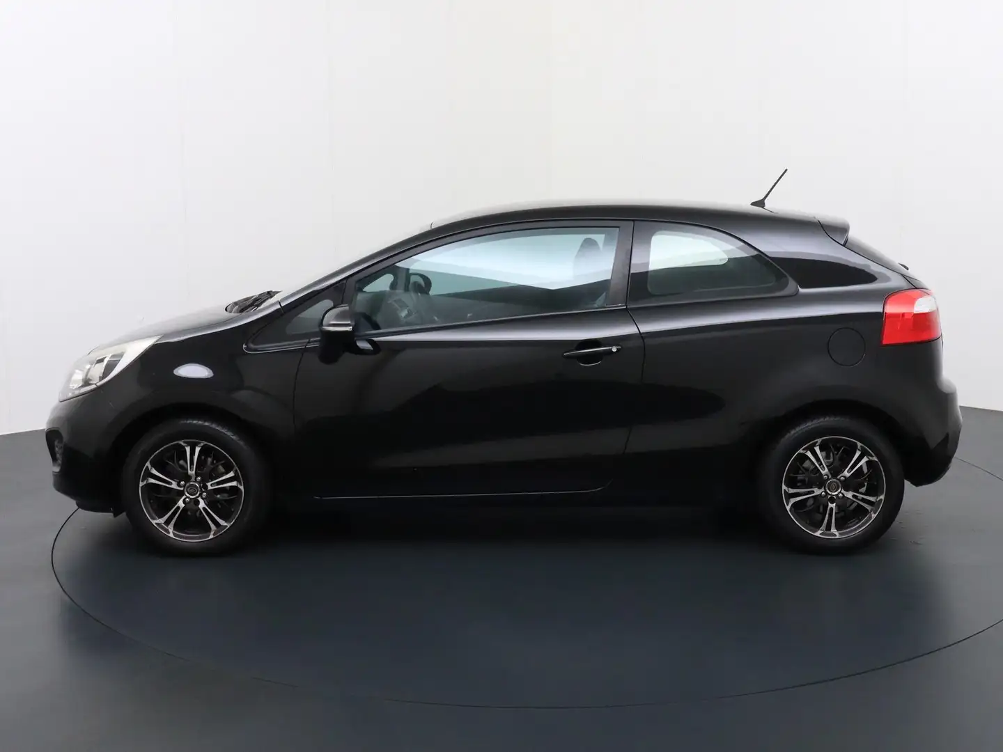Kia Rio 1.2 CVVT Sport Zwart - 2