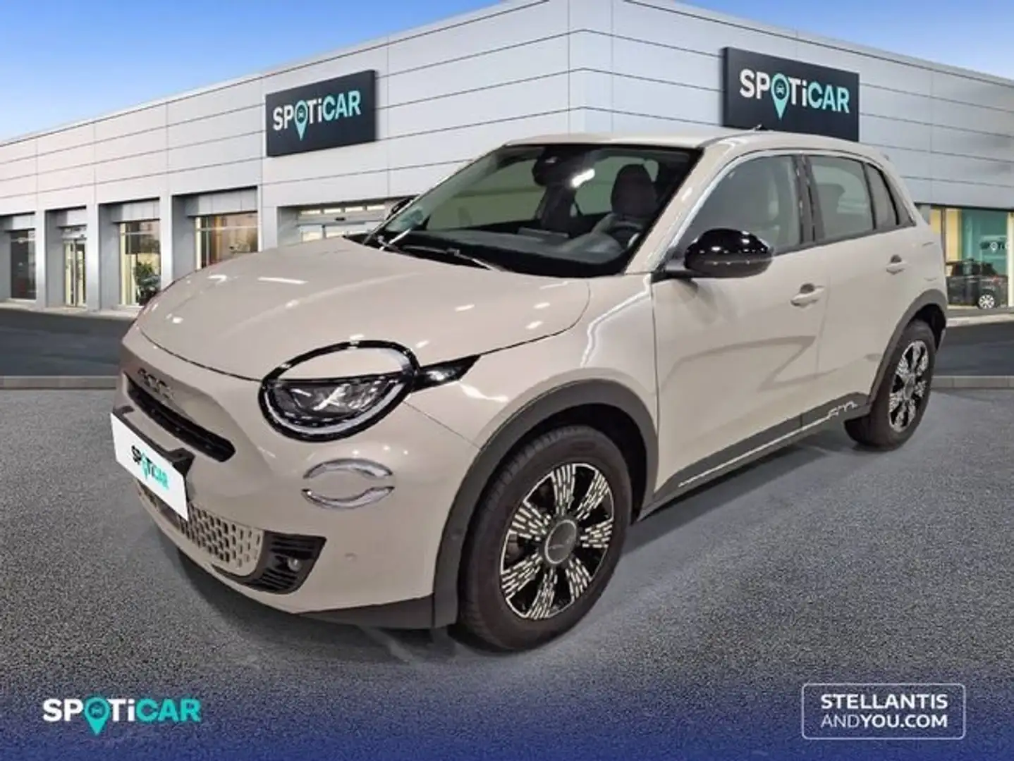 Fiat 600 MHEV 1.2 74kW (100CV) DDCT - Gris - 1