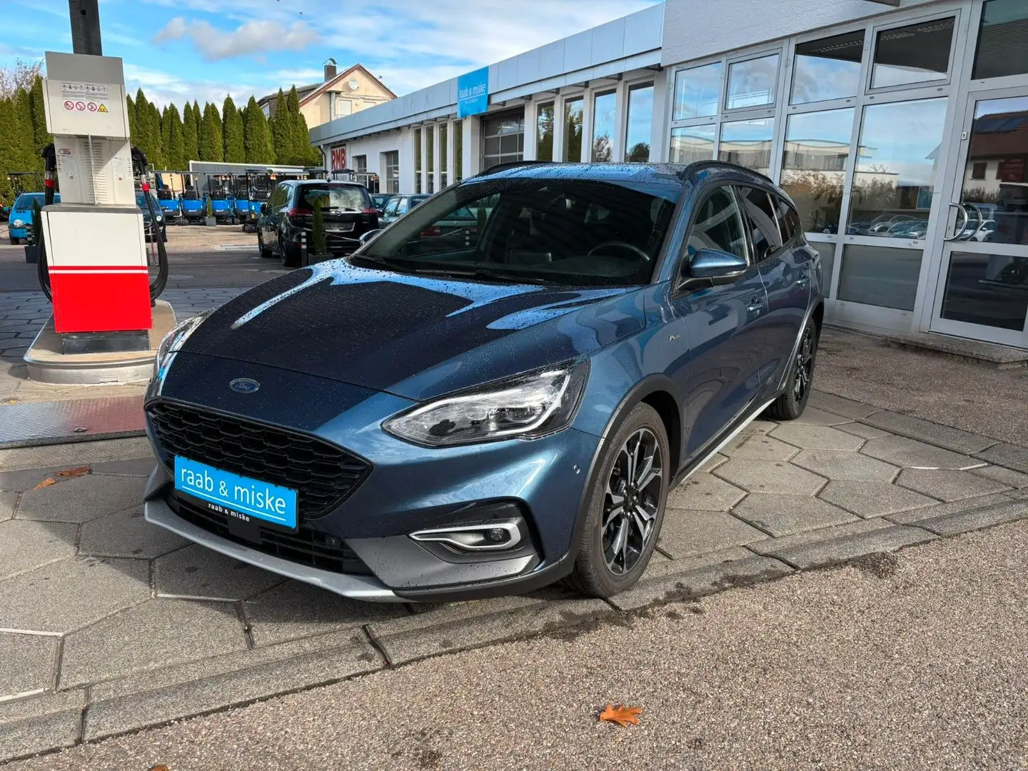 Ford Focus Turnier Active *LED/Kamera/ACC/Navi/AHK* Bleu - 2