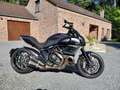 Ducati Diavel Zwart - thumbnail 5