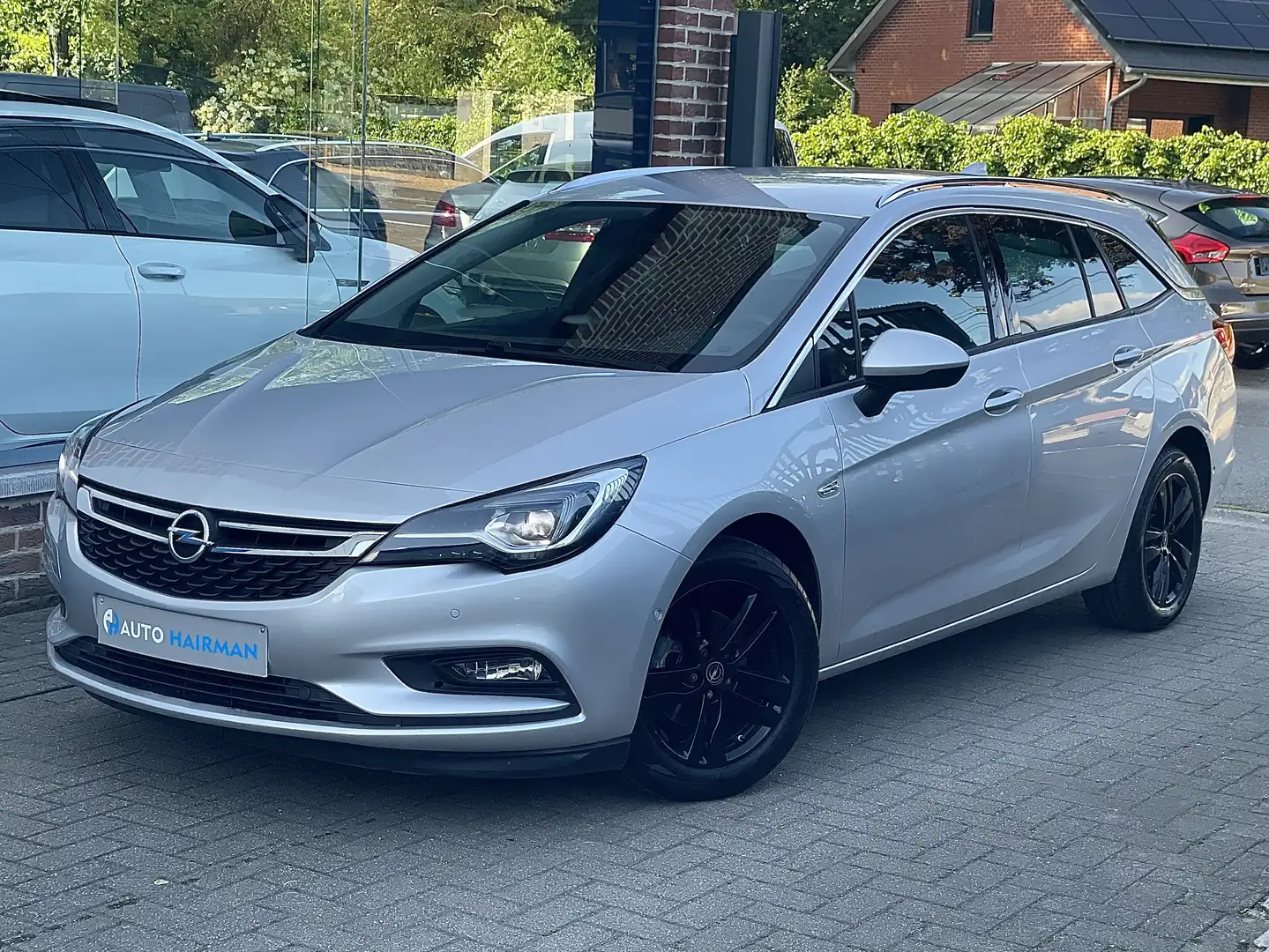 Opel Astra OPEL ASTRA 1.0i BLACK ÉDITION Gris - 1
