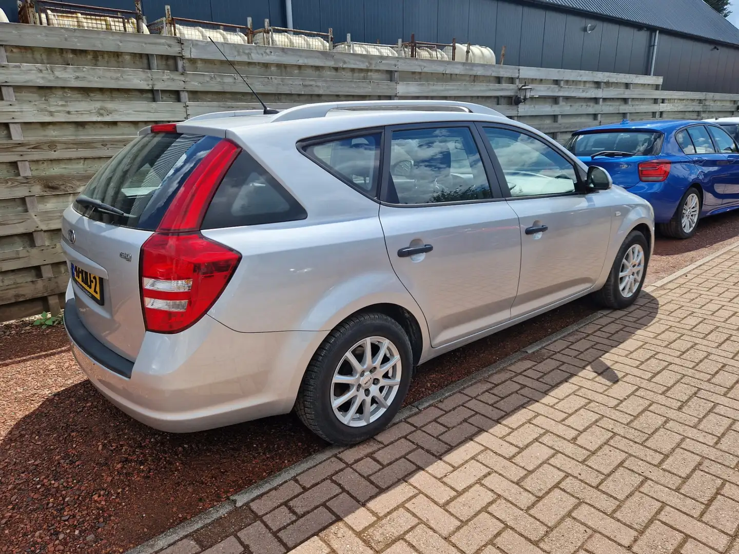 Kia Ceed / cee'd Sporty Wagon 1.4 CVVT X-tra Airco Grijs - 2
