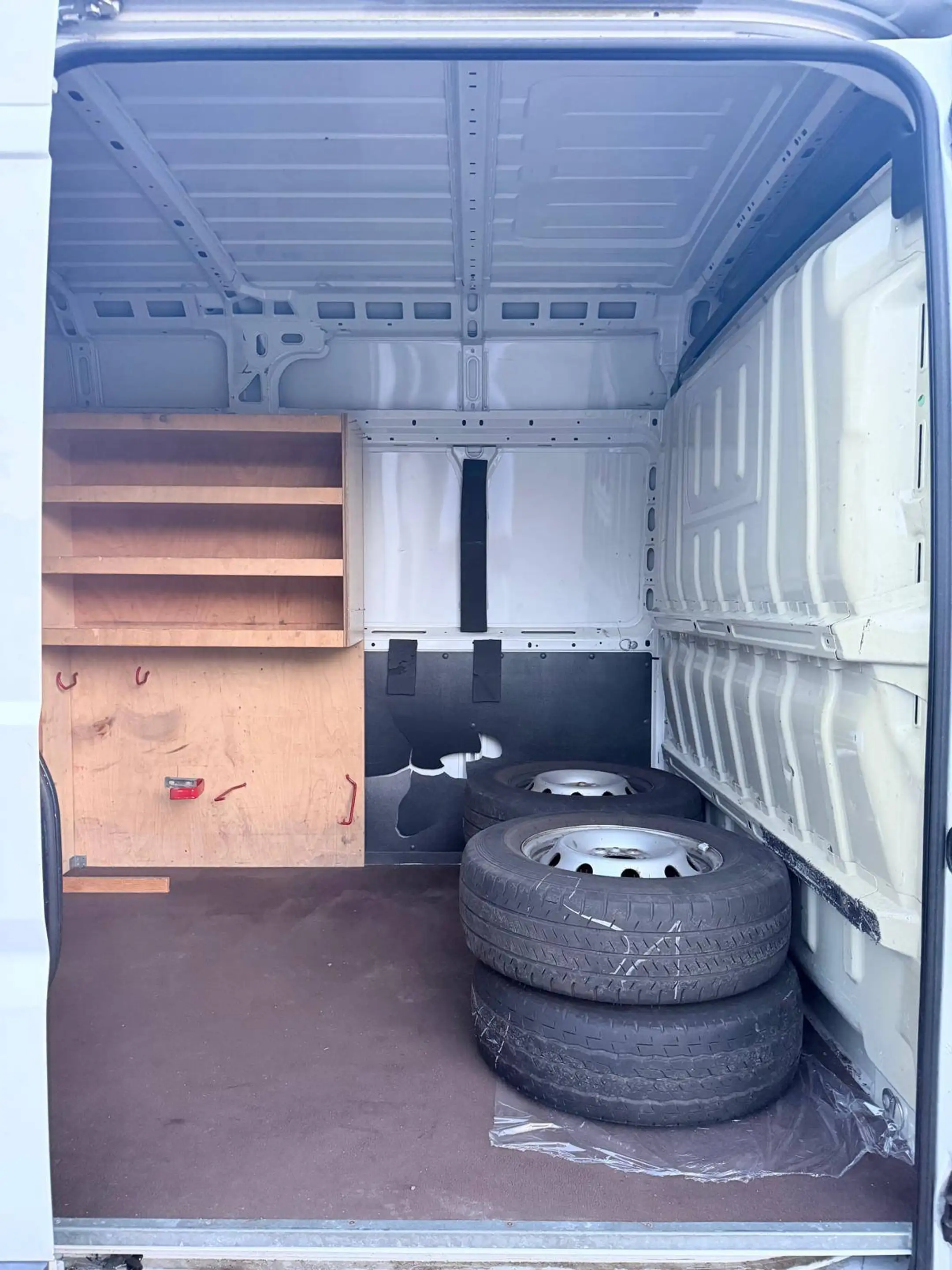 Peugeot Boxer 335 L3H2 Komfort Plus HDi 150 — photo 15