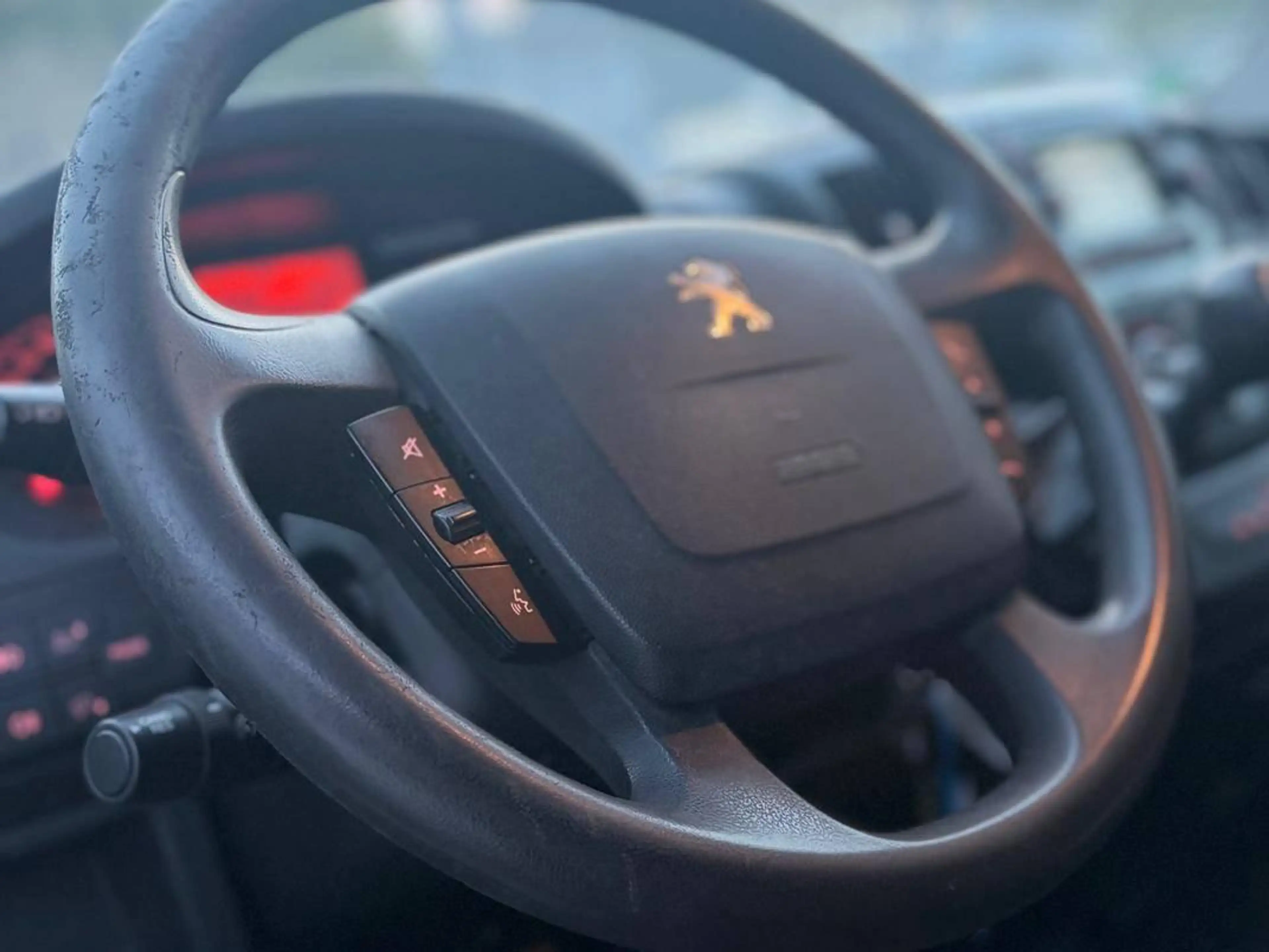 Peugeot Boxer 335 L3H2 Komfort Plus HDi 150 — photo 9