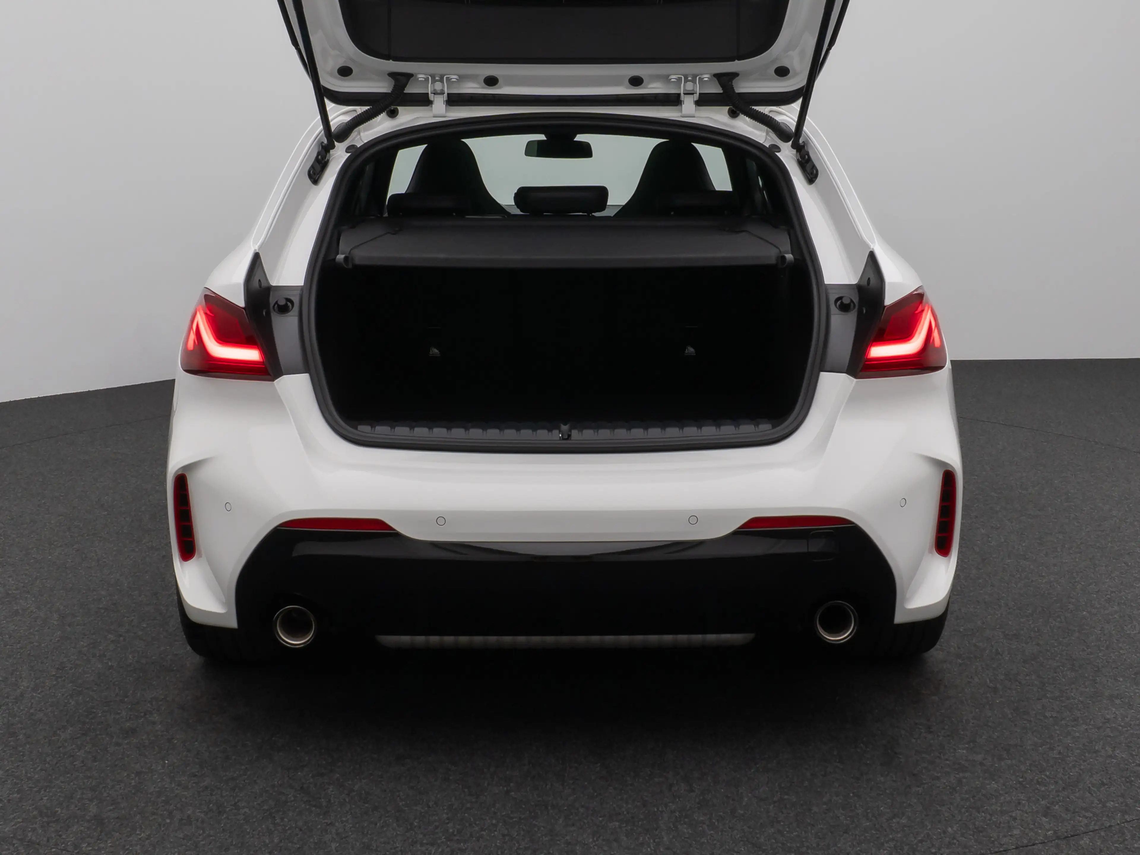 BMW 128 M Sport Panorama Kamera HUD HiFi Komfort — photo 13
