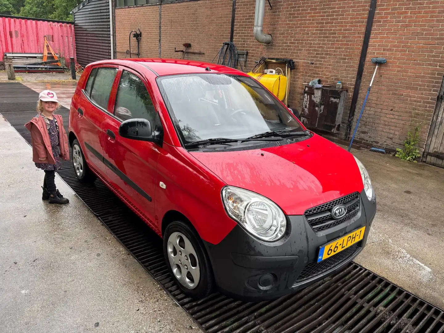 Kia Picanto Rood - 1