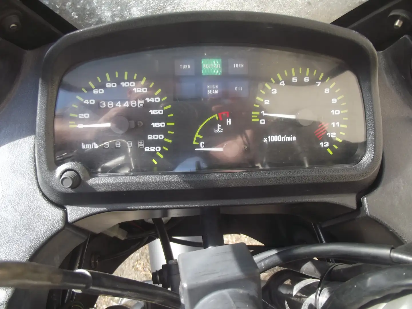 Kawasaki GPZ 500 S Negro - 2