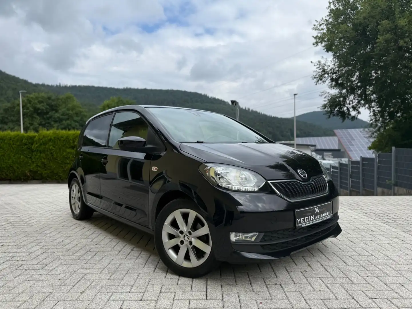 Skoda Citigo 1.0 Clever-Klima-Sitzhzg-Tempomat-1.Hand Schwarz - 1