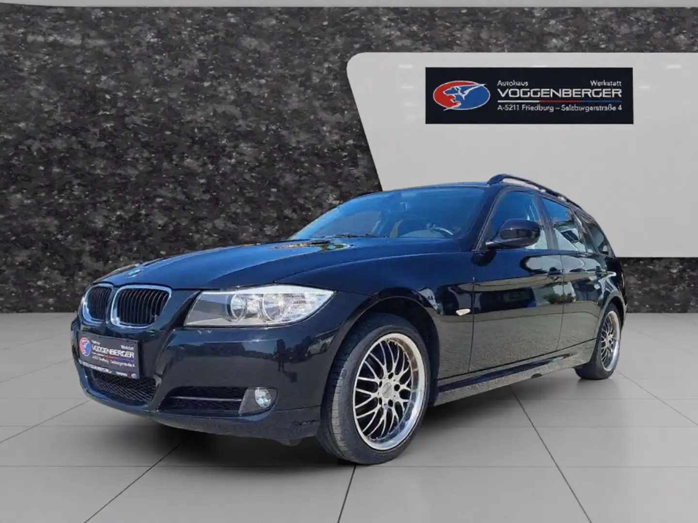 BMW 318 i Touring Schwarz - 1