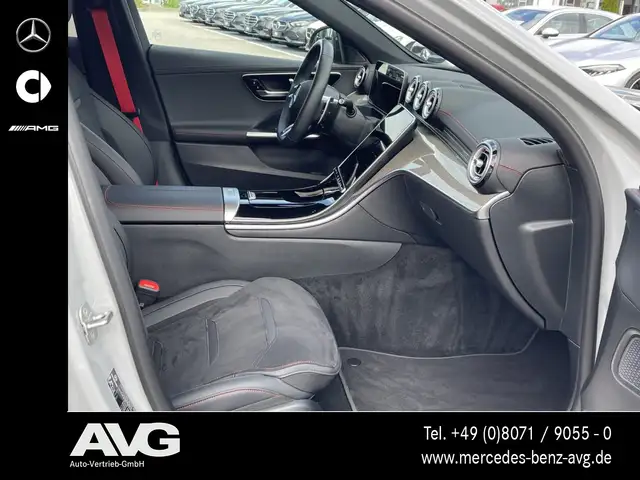 Mercedes-Benz C-Class view 12