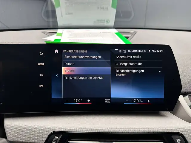 BMW Ix1 view 26