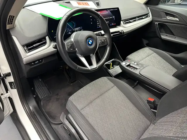 BMW Ix1 view 15