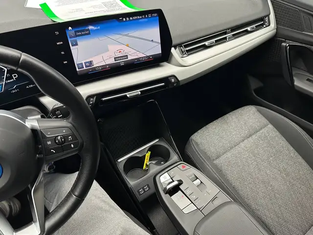 BMW Ix1 view 18