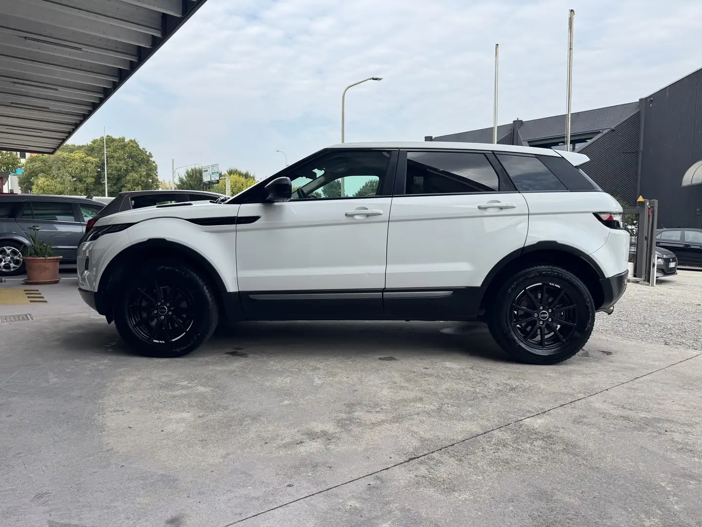 Land Rover Range Rover Evoque Evoque 2.2 td4 Pure 150cv auto #GARANZIA 12 MESI# Bianco - 2