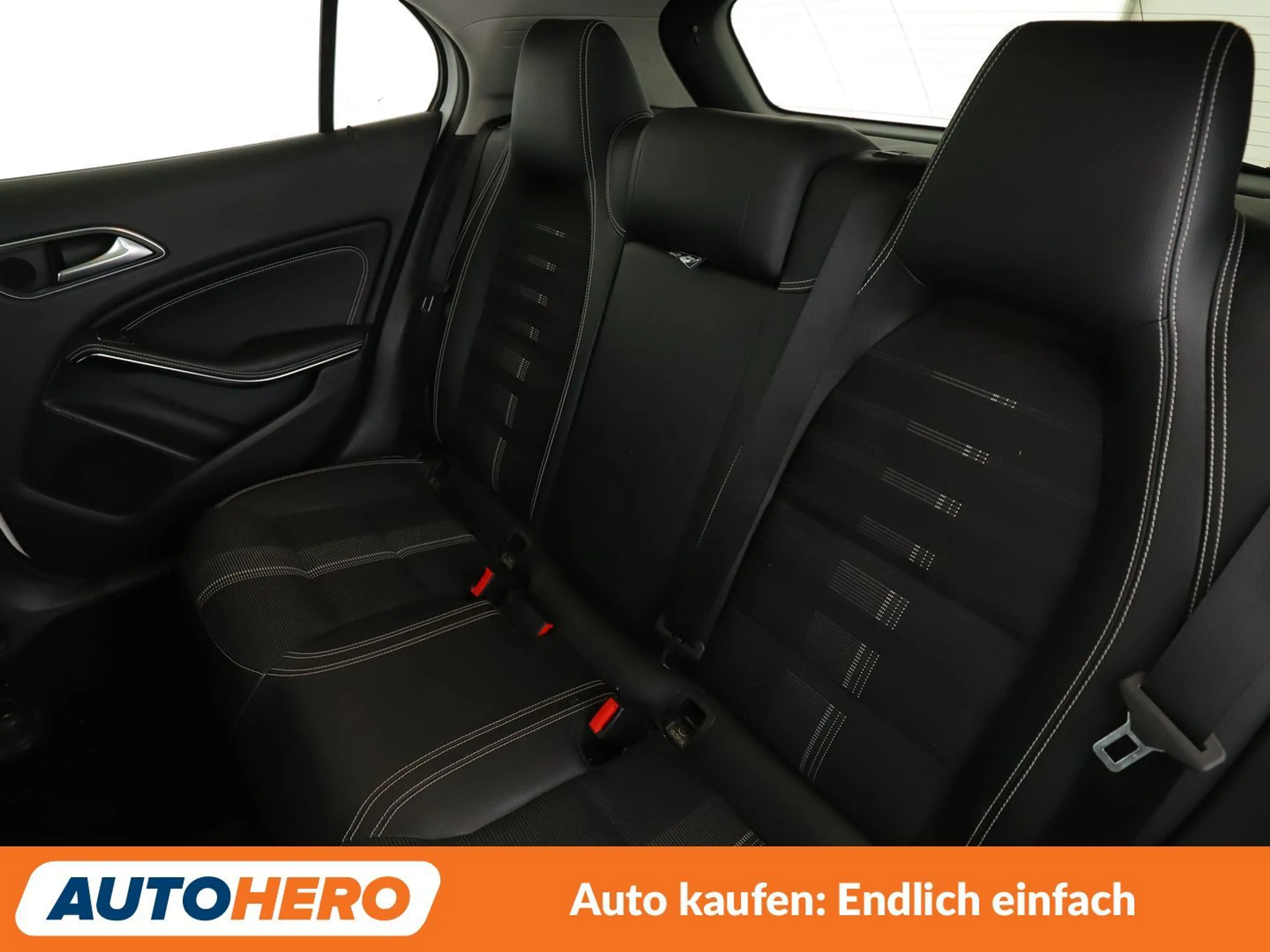 Mercedes-Benz GLA 180 Urban Aut.*LED*NAVI*TEMPO*PDC*SHZ*KLIMA*GARANTIE* — photo 14