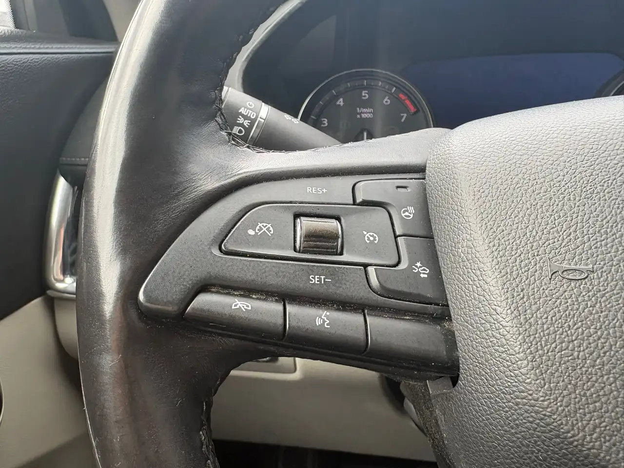 Cadillac XT4 снимка Cadillac XT4