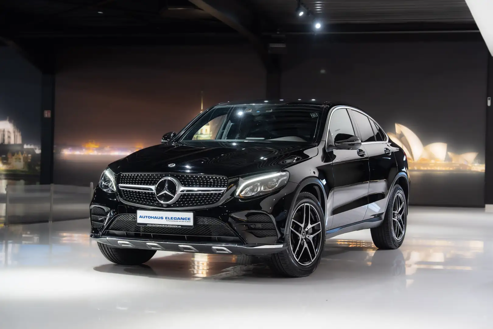Mercedes-Benz GLC 250 4Matic*AMG-LINE*SPORT-FAHRWERK*360 Noir - 1