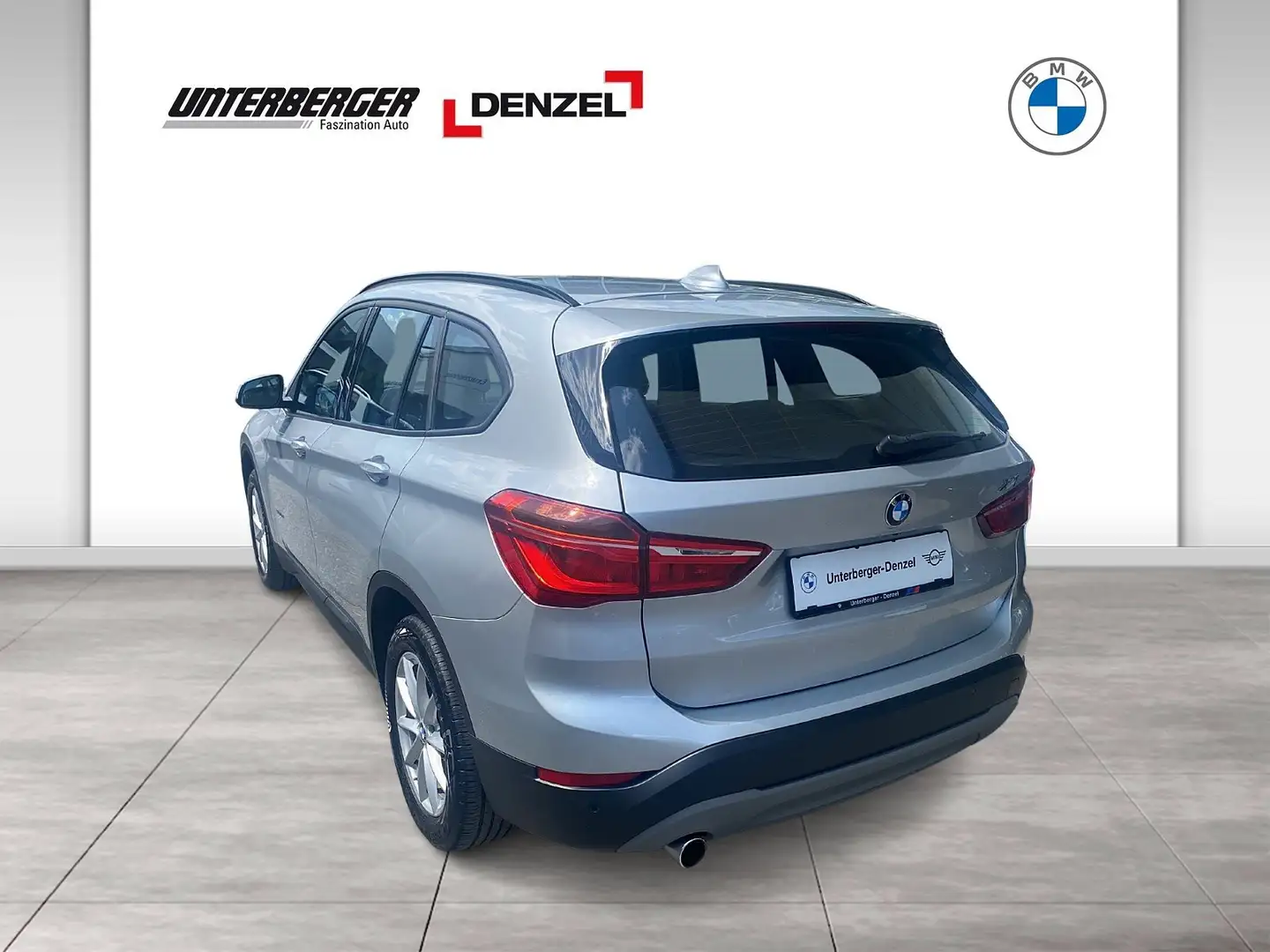 BMW X1 sDrive18d (F48) Advantage LED RFK Navi Shz Silber - 2