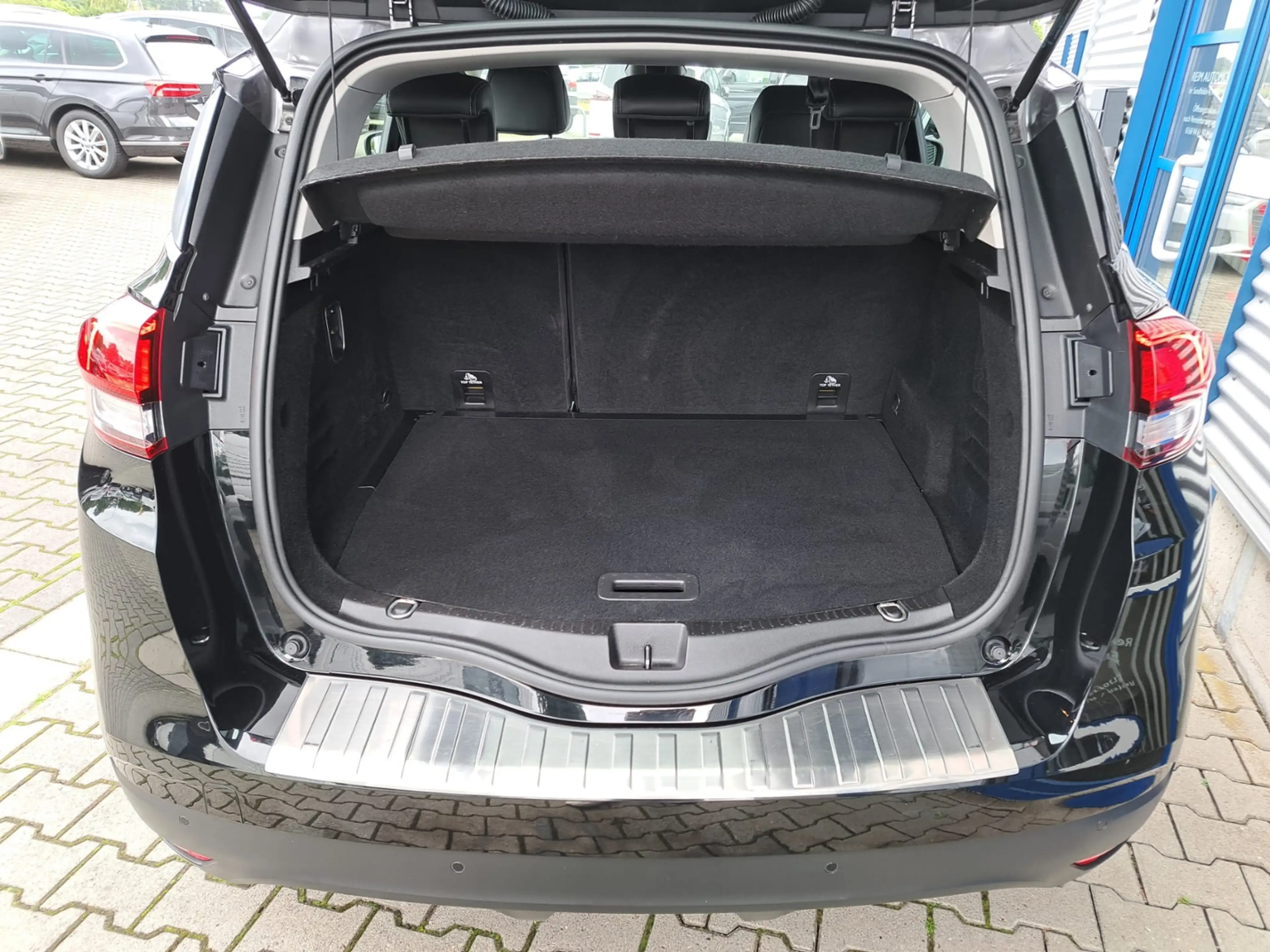 Renault Scenic 1,3 TCE AUTOMATIK "ENERGY"  *NAVI*KAMERA*LM-FELGE — photo 6