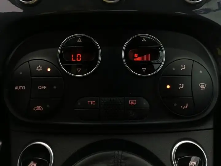 Abarth 500 2019, foto 12