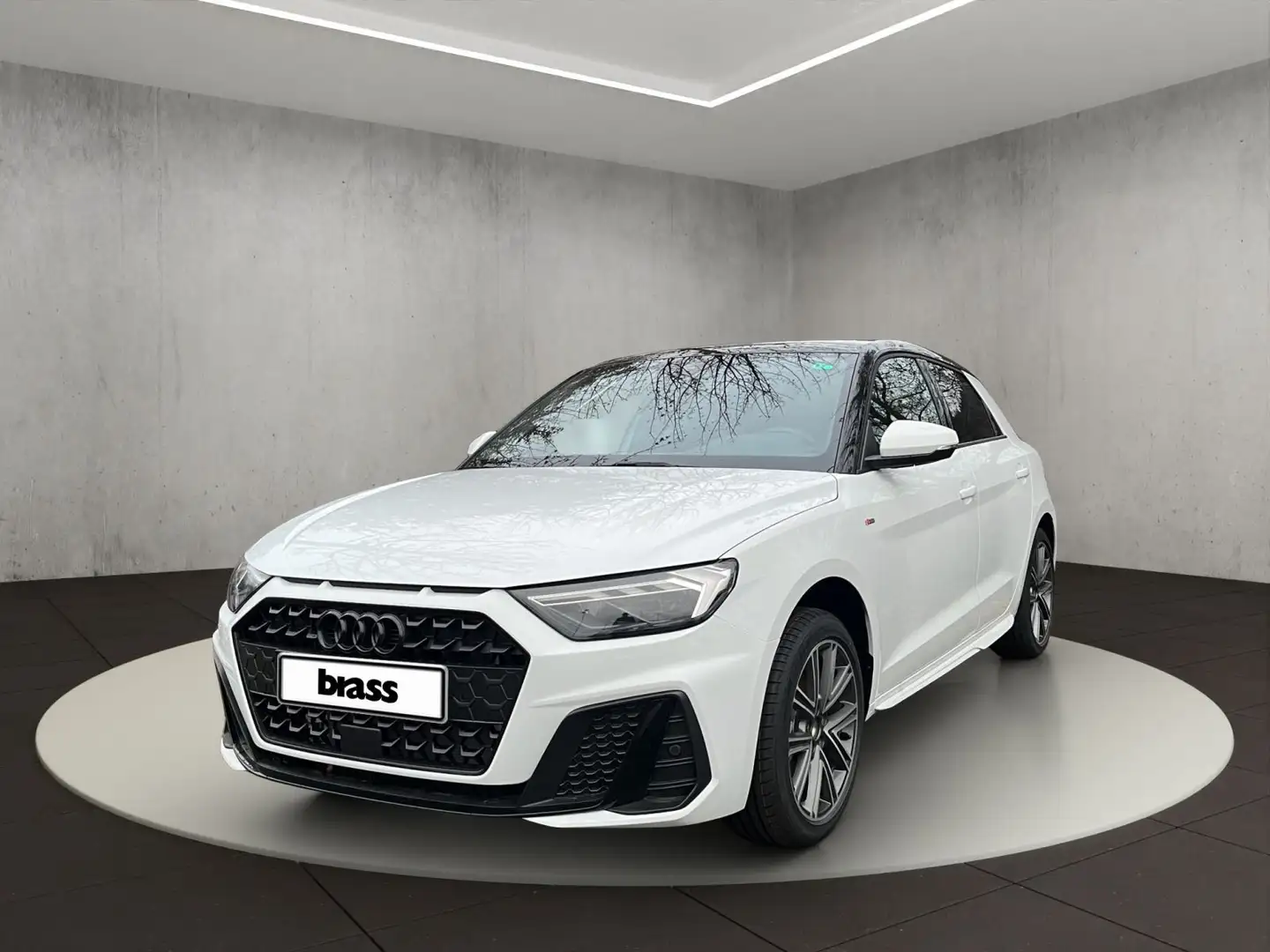 Audi A1 S line 30 TFSI 85(116) kW(PS) S tro Blanc - 1