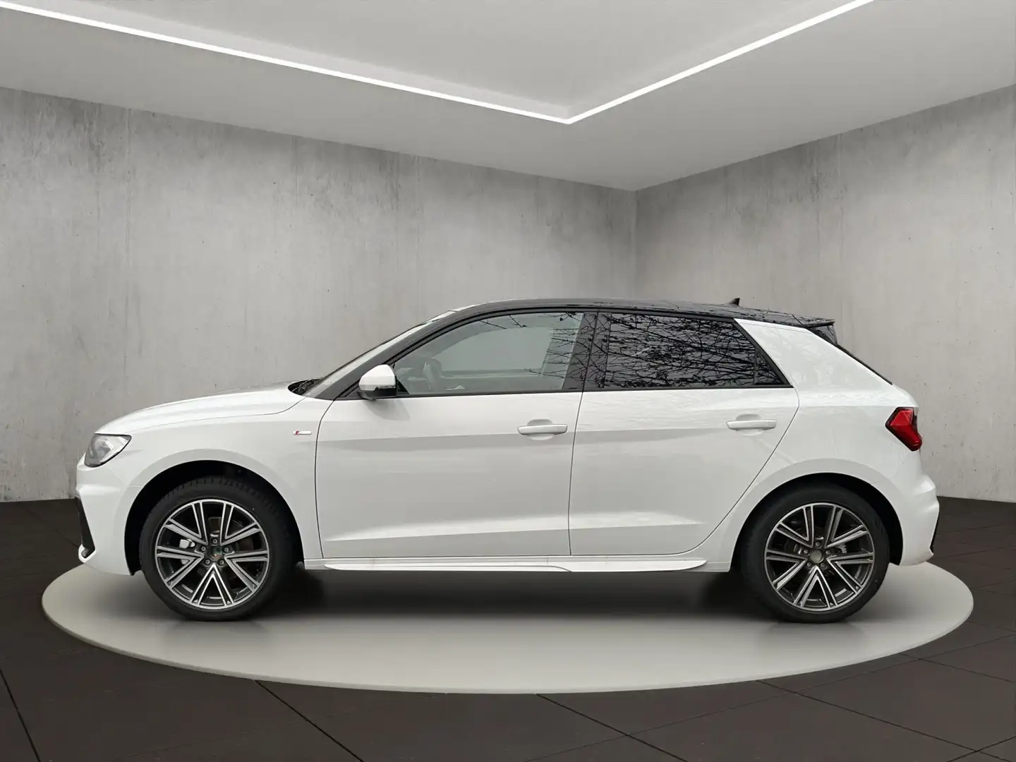 Audi A1 S line 30 TFSI 85(116) kW(PS) S tro Blanc - 2