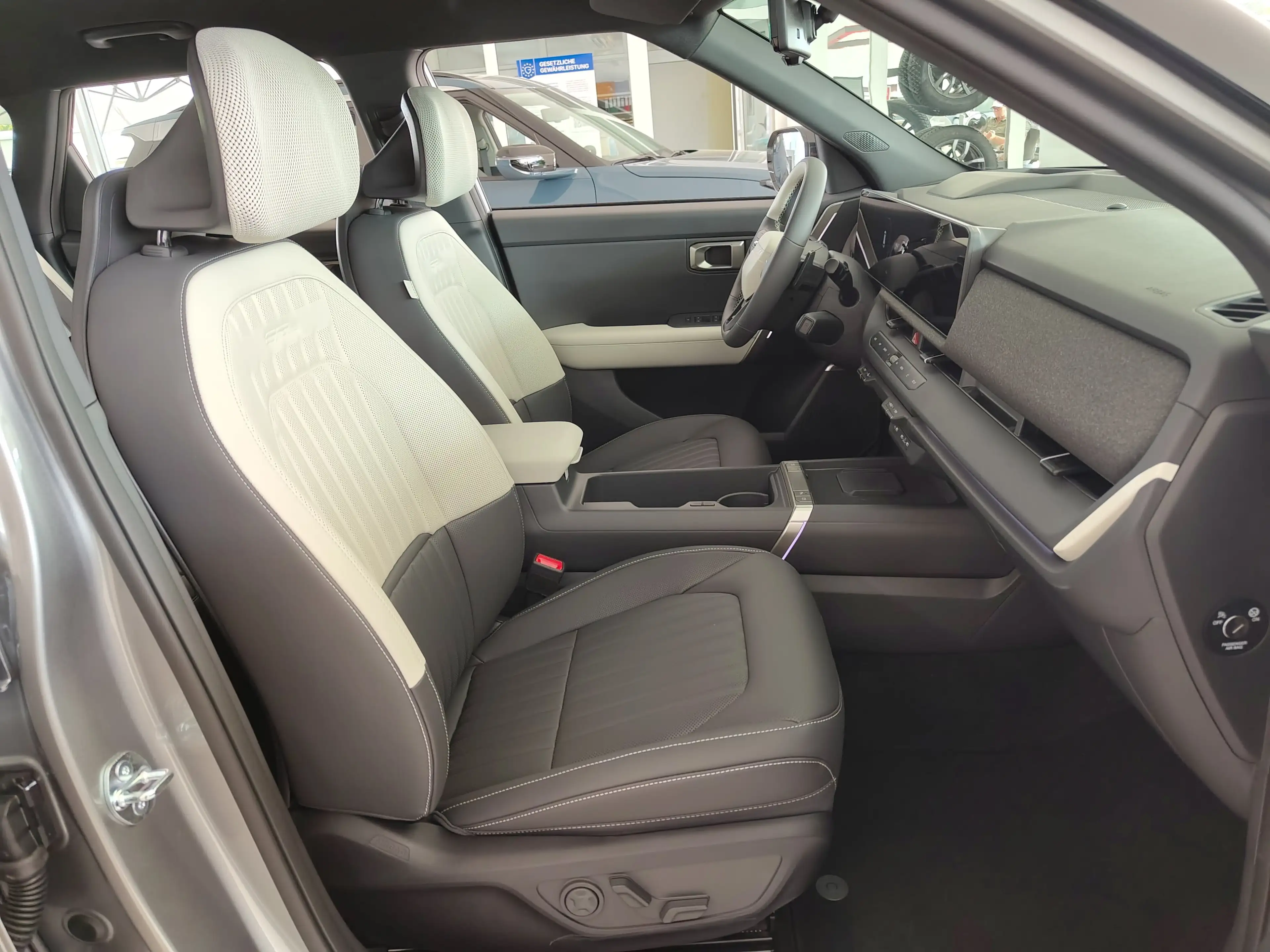 Kia Seltos 1.6 T-GDI 180 DCT GT-Line Comfort — photo 12