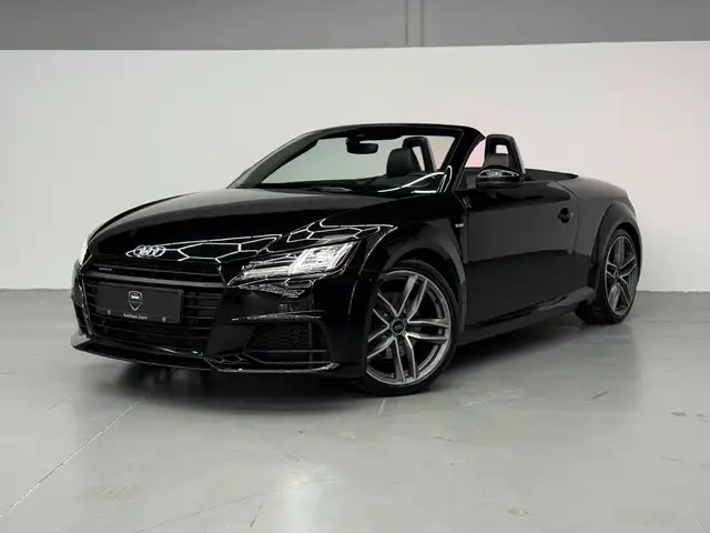 Audi TT view 4