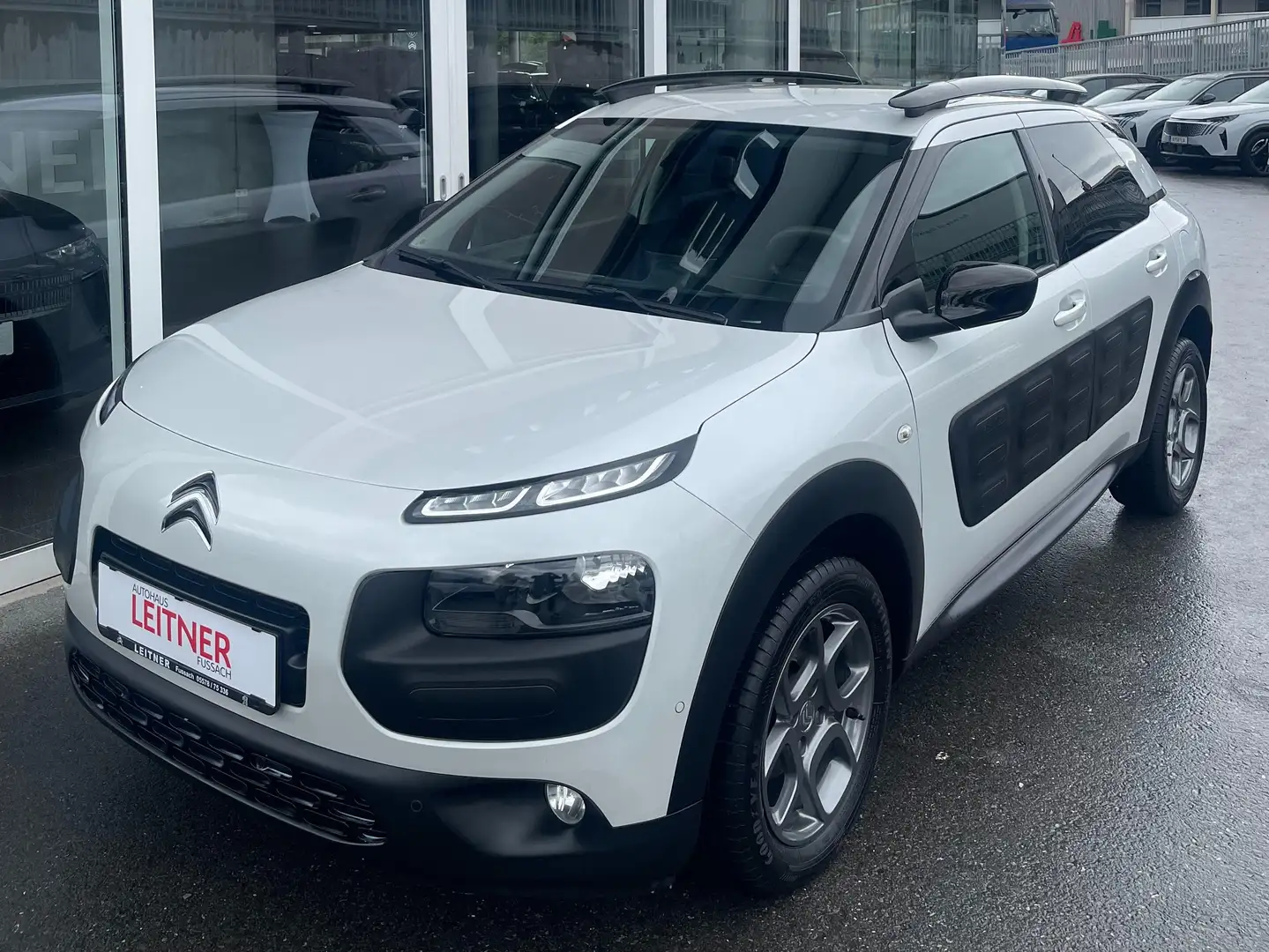 Citroen C4 Cactus Shine Weiß - 1