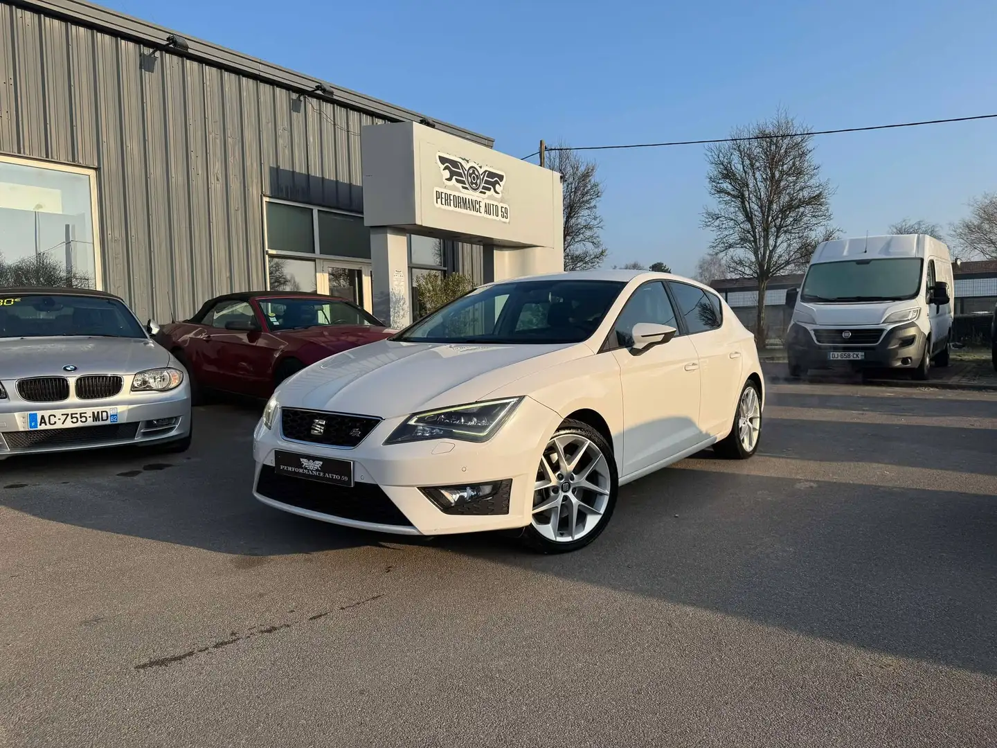 SEAT Leon 1.8 TFSI 180 Ch Start/Stop FR DSG6 Blanc - 1