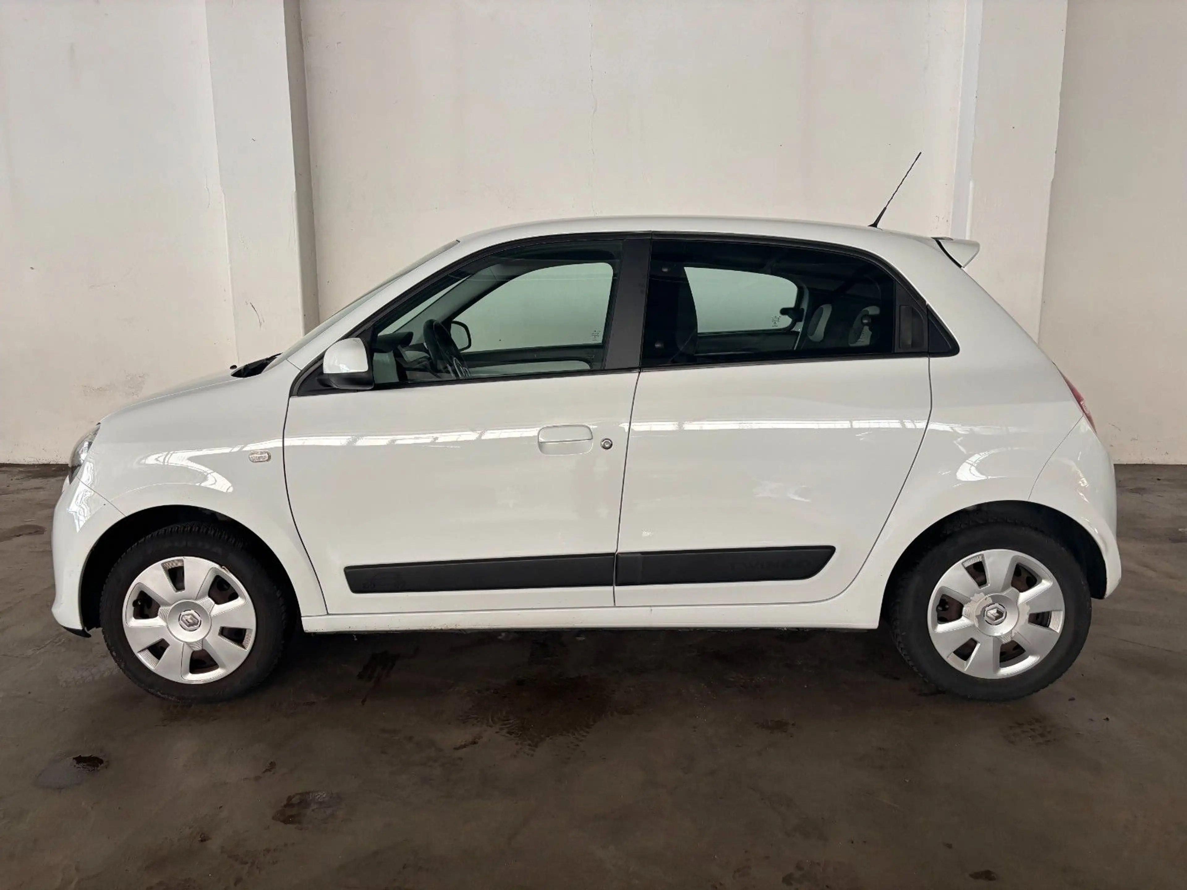 Renault Twingo Experience 1.0 SCe 70 — photo 3