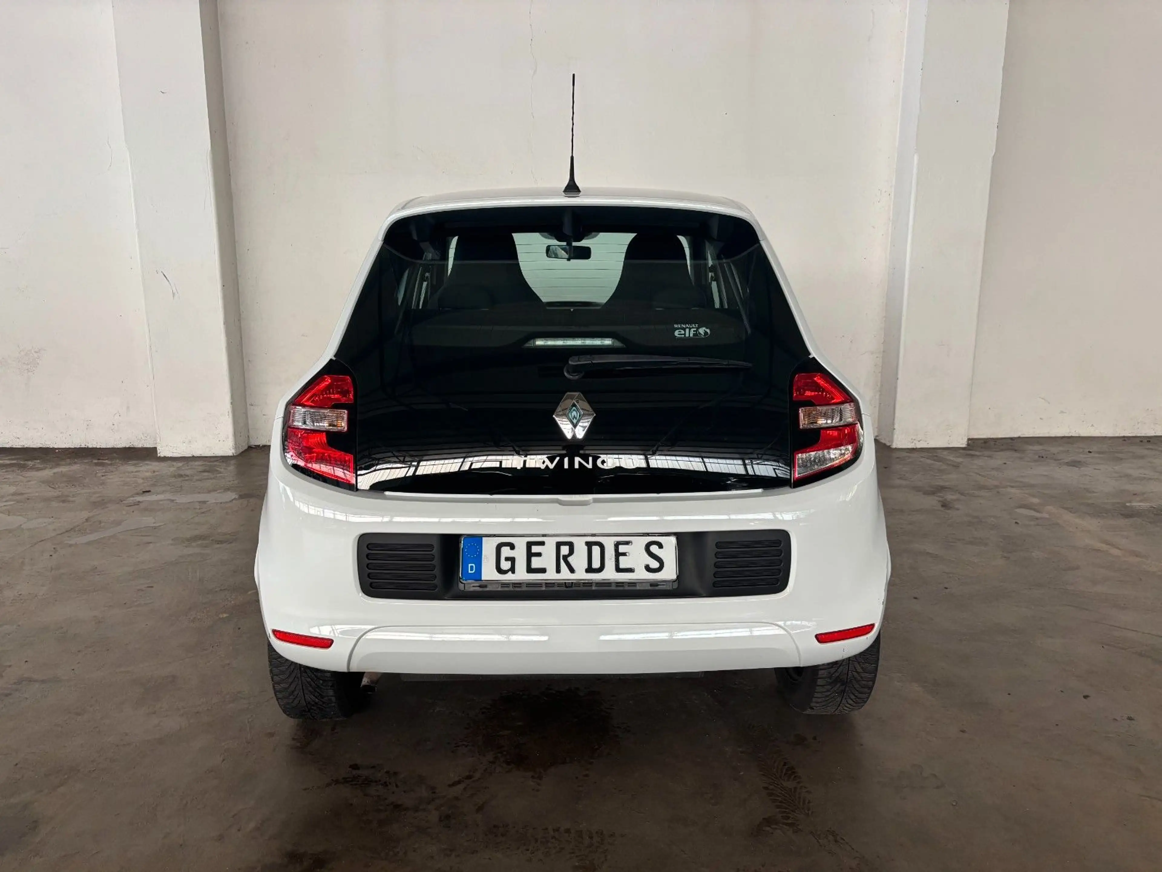 Renault Twingo Experience 1.0 SCe 70 — photo 9