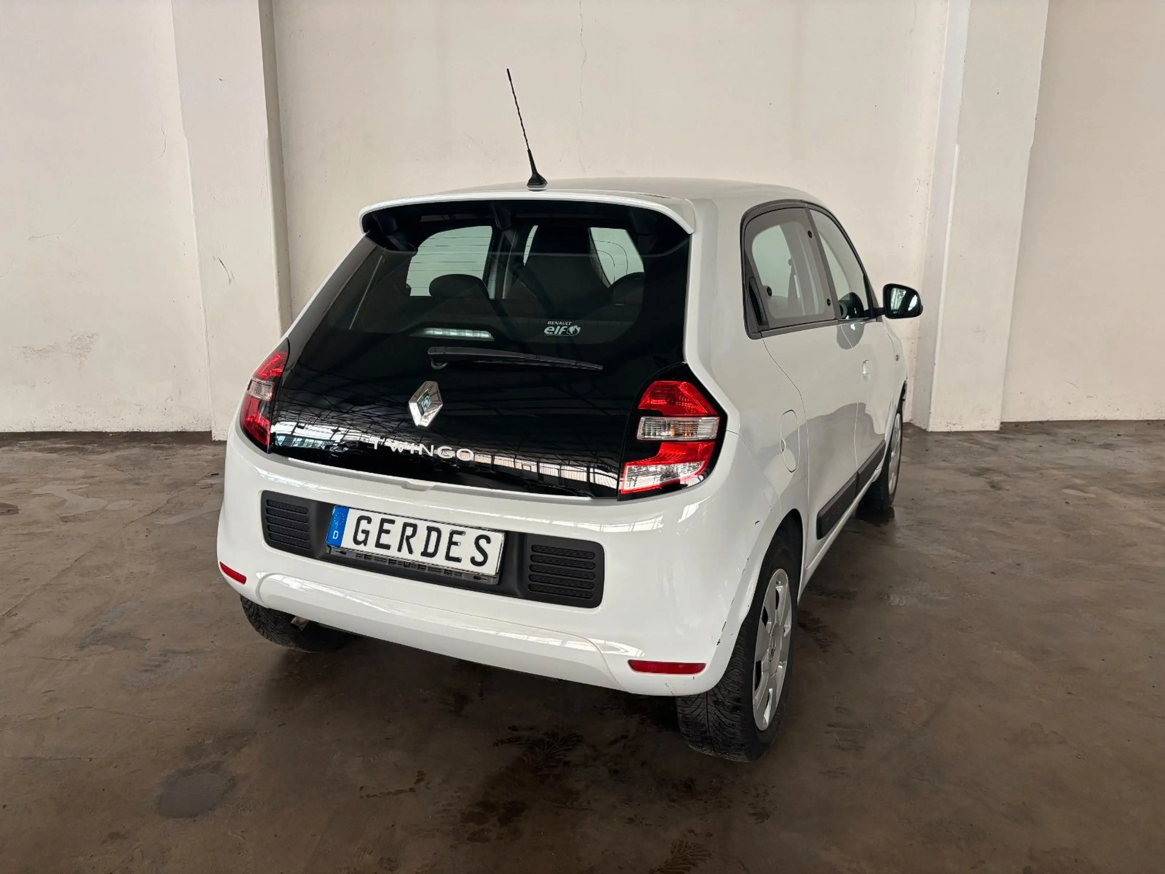 Renault Twingo Experience 1.0 SCe 70 — photo 8