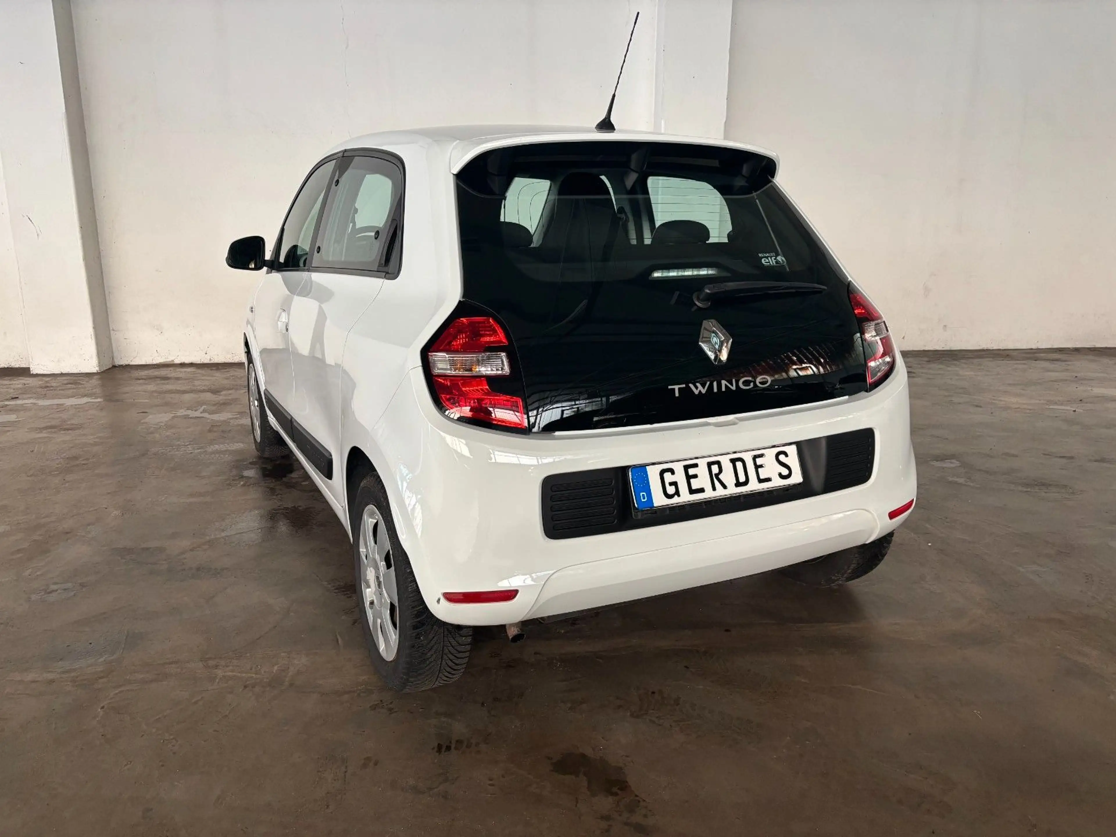 Renault Twingo Experience 1.0 SCe 70 — photo 10