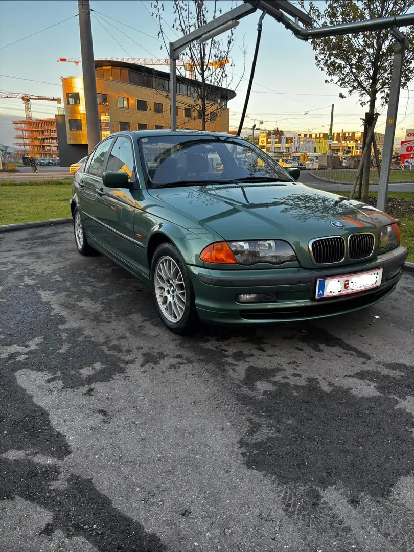BMW 328 328i Österreich-Paket Aut Grün - 2