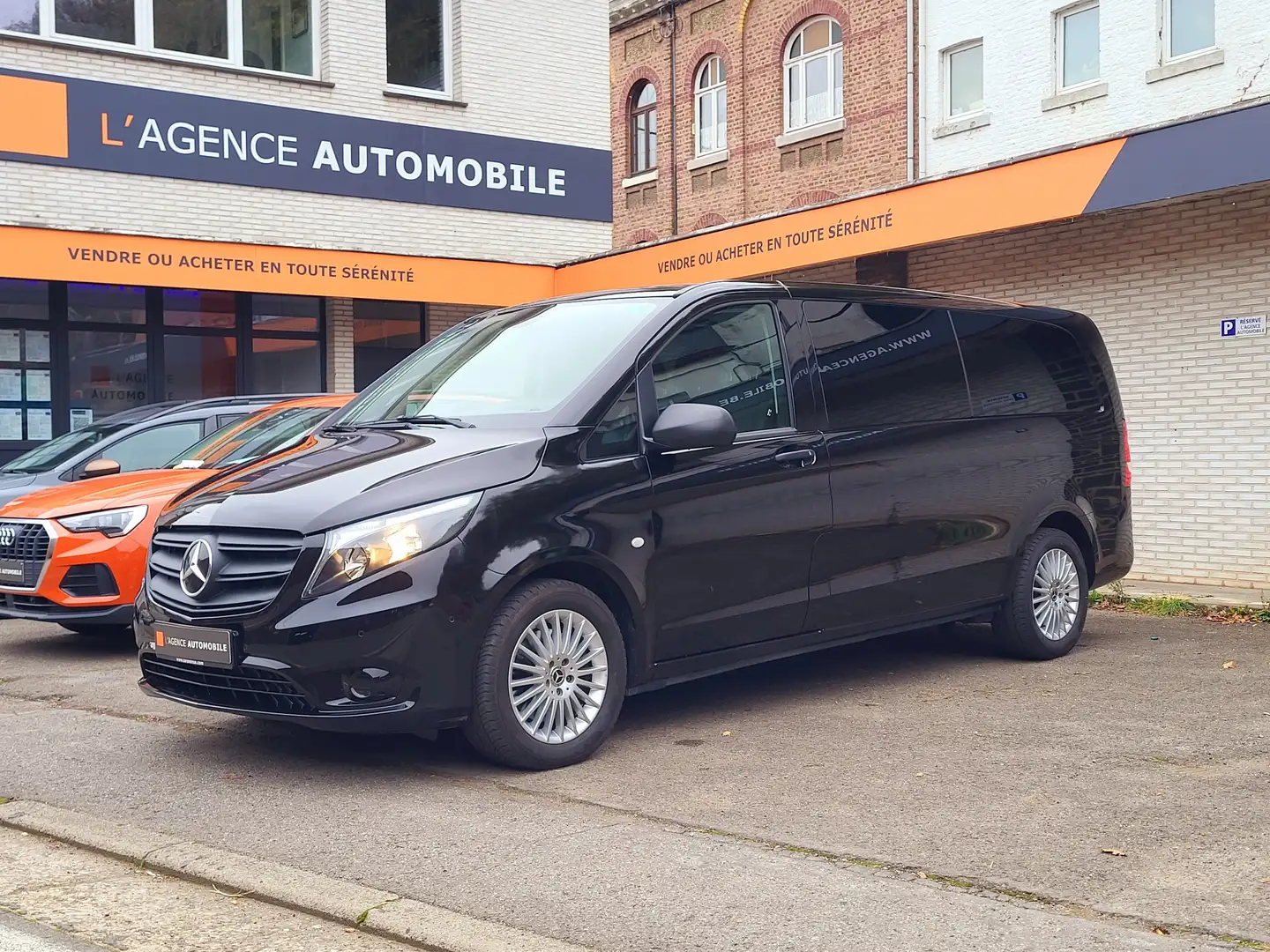 Mercedes-Benz Vito 119CDI TOURER SELECT L3 CAMERA Zwart - 2