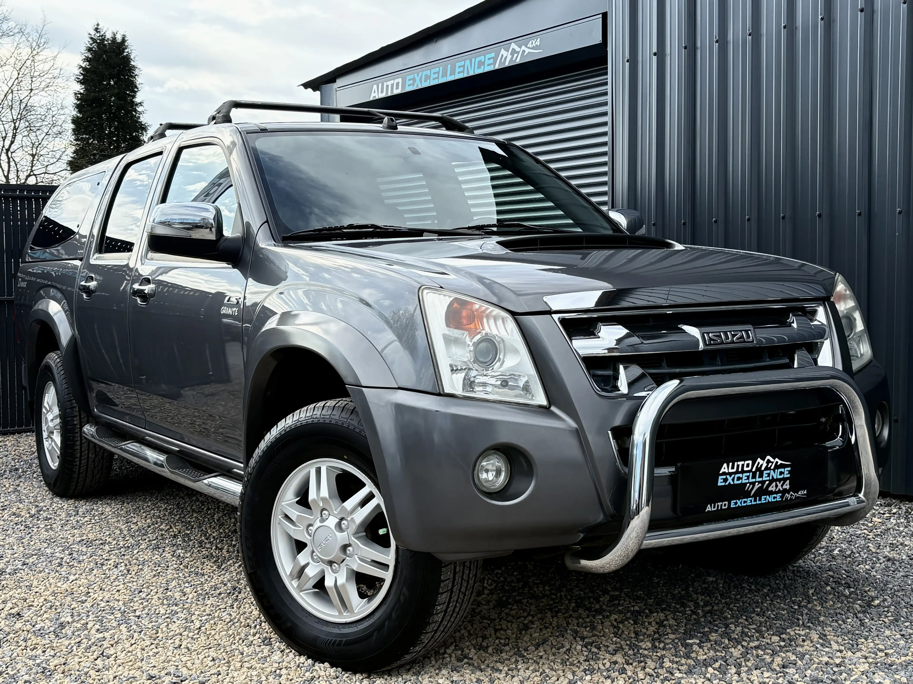 Isuzu D-Max D-Max 2.5 Turbo Di 4WD LS Granite Hardtop/ GPS/