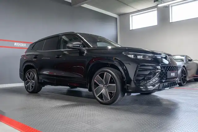 Volkswagen Tayron view 6