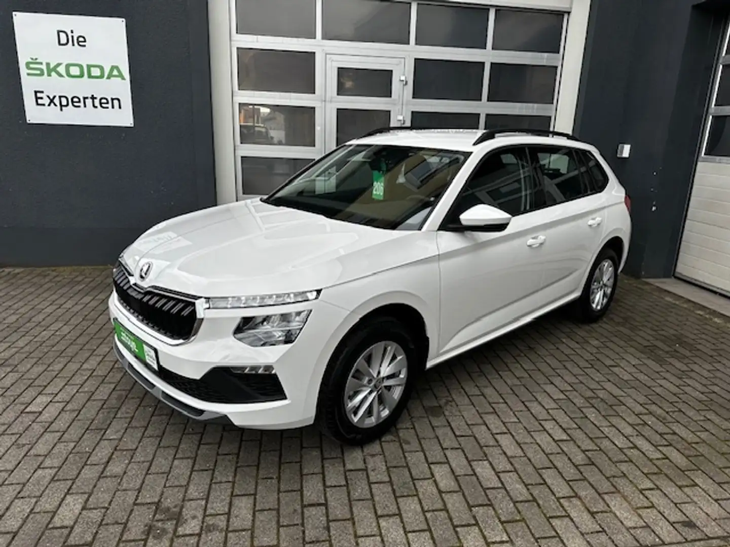 Skoda Kamiq 1.0 TSI Selection LED;PDC;SHZ;5 Jahre Garantie Weiß - 2