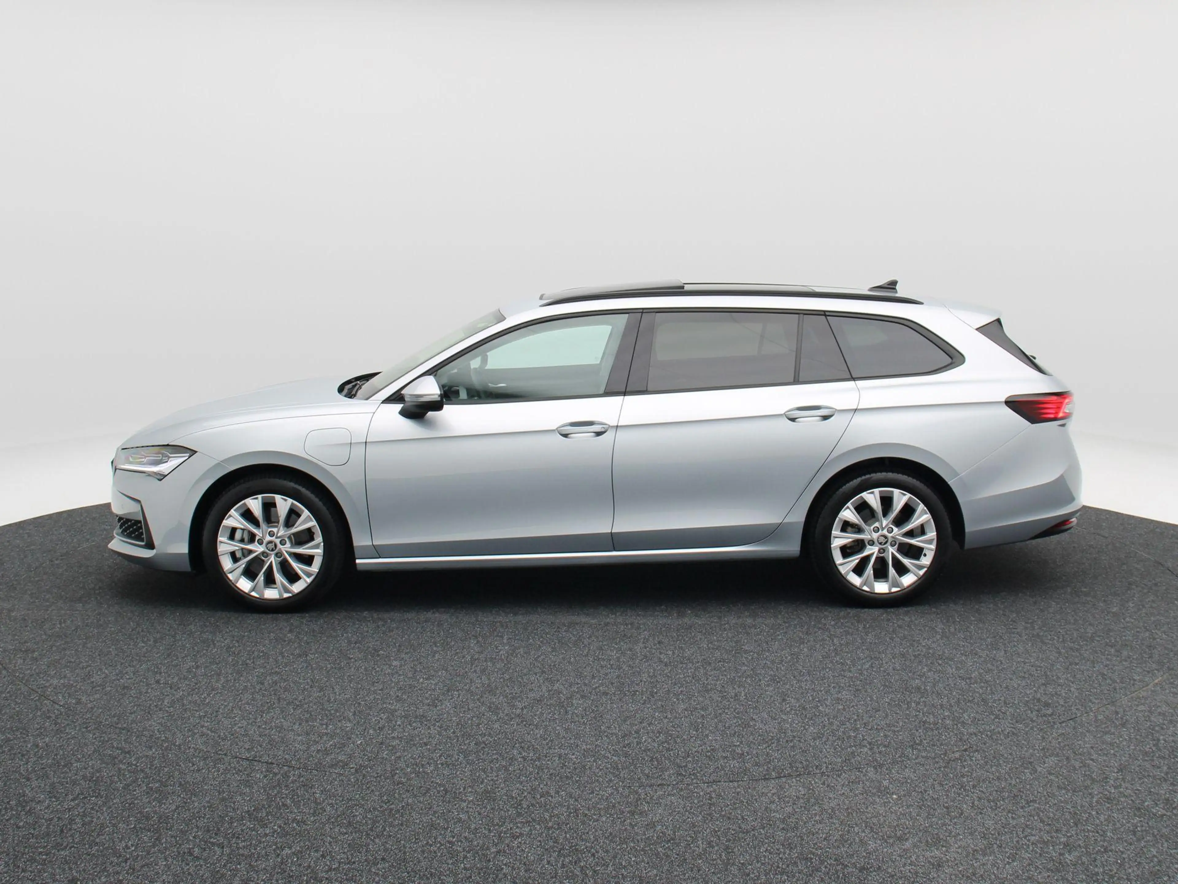 Skoda Superb Combi 1.5 TSi 204 Pk PHEV Edition | Panoramadak | — photo 8