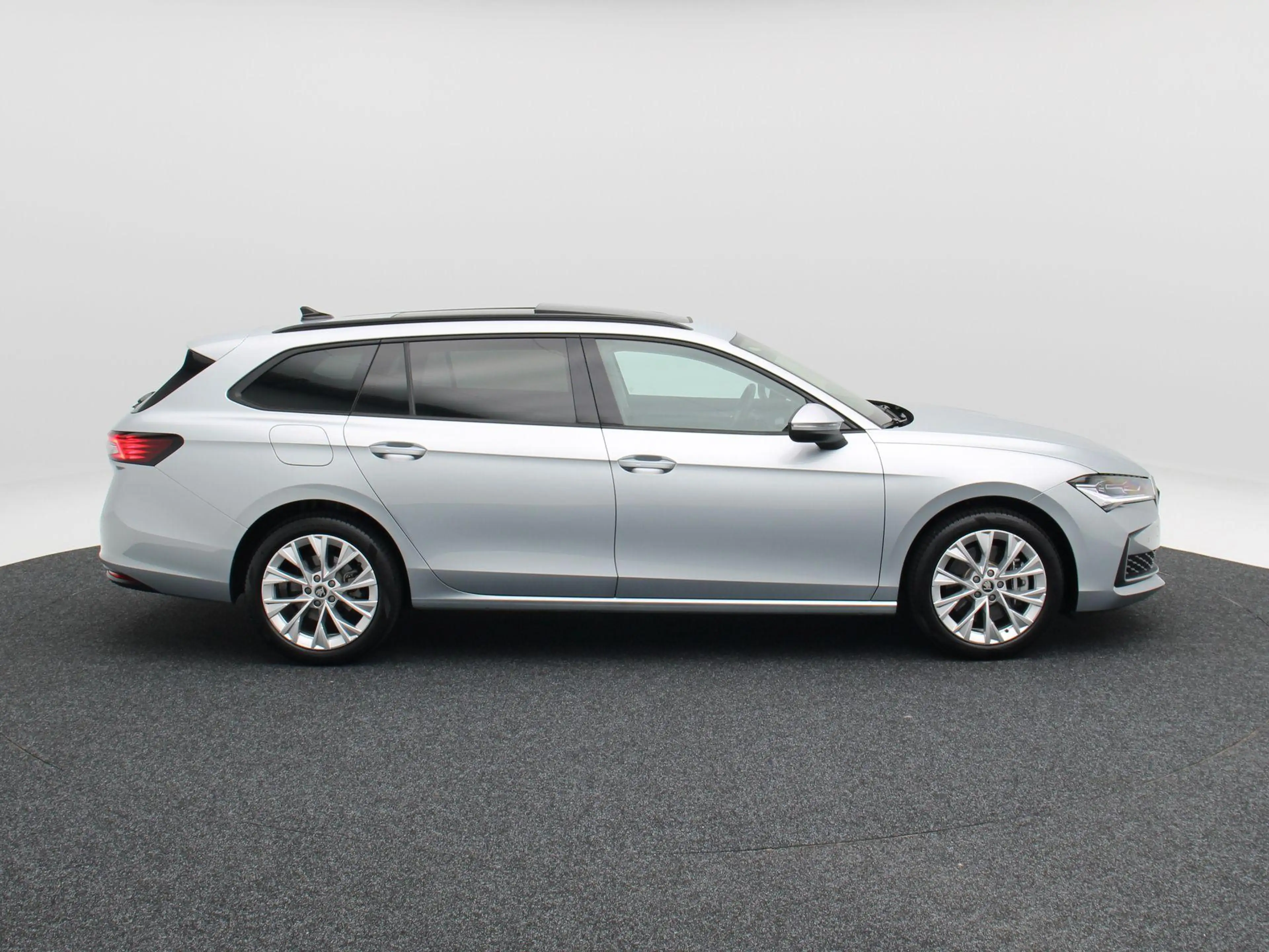 Skoda Superb Combi 1.5 TSi 204 Pk PHEV Edition | Panoramadak | — photo 7