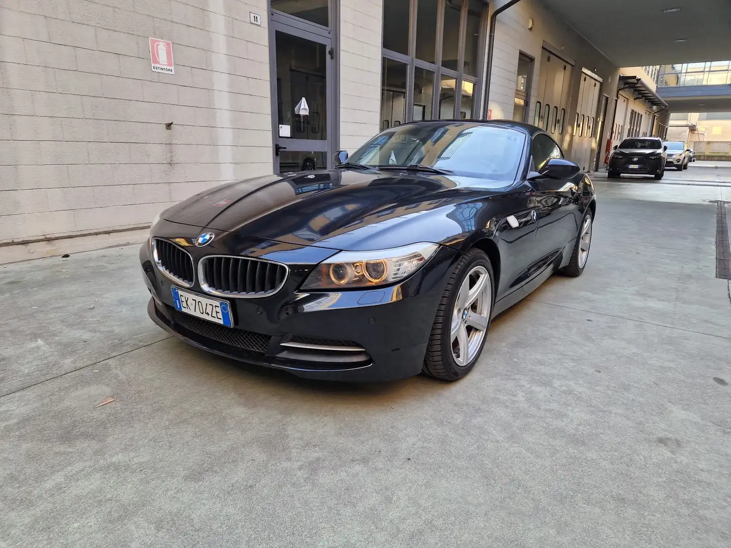 BMW Z4 Z4 sdrive20i Zwart - 1