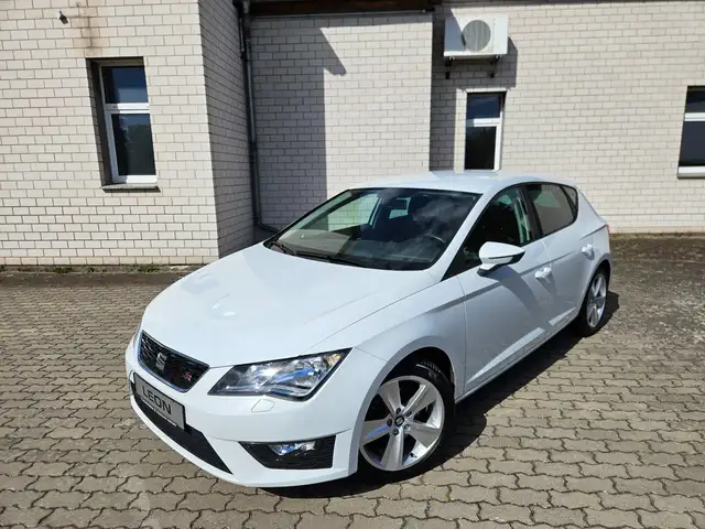 SEAT Leon FR *SHZ, CD, Climatronic, GRA, Bluetooth*